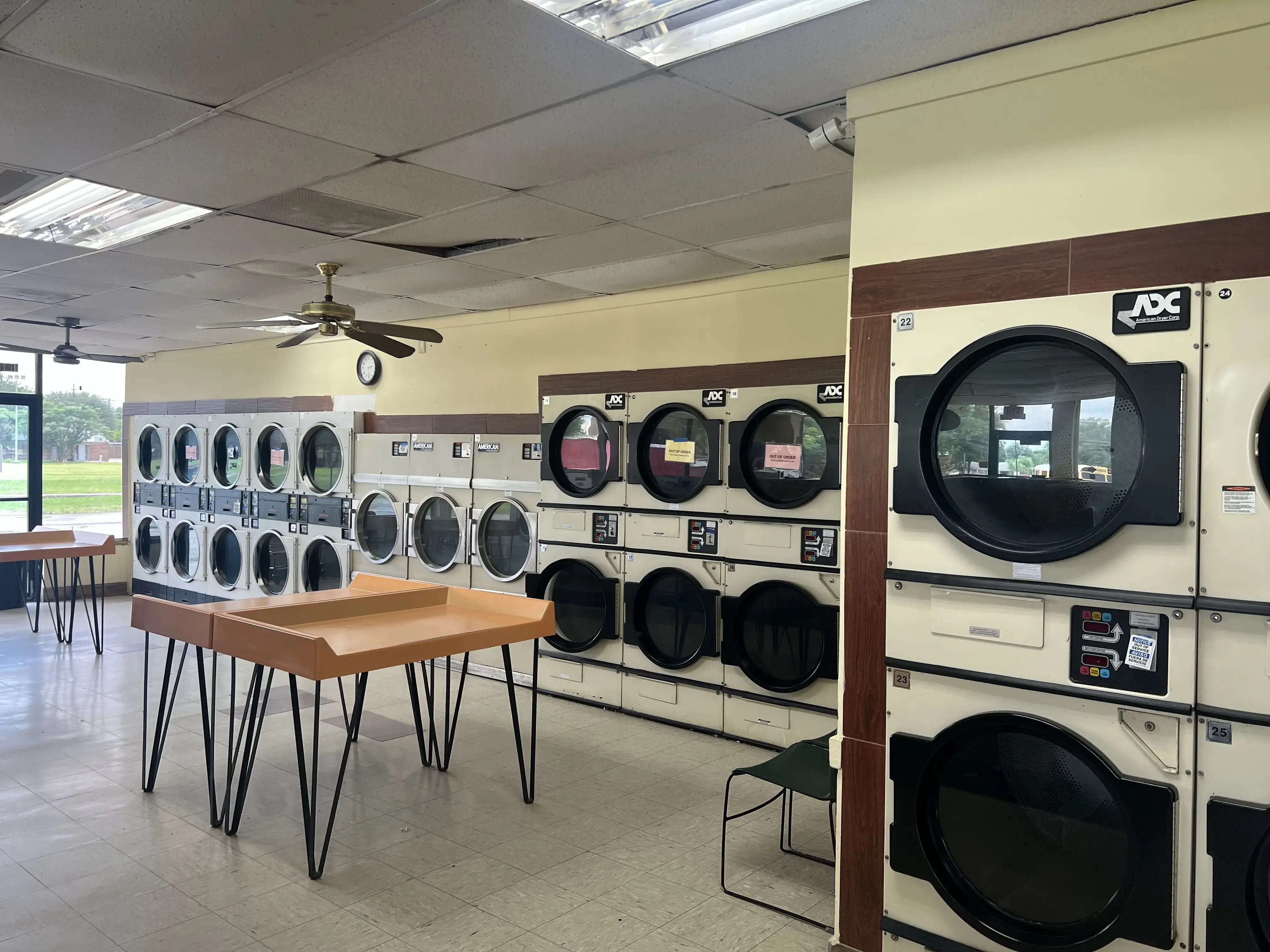 Double Bubble Laundries thumbnail 5
