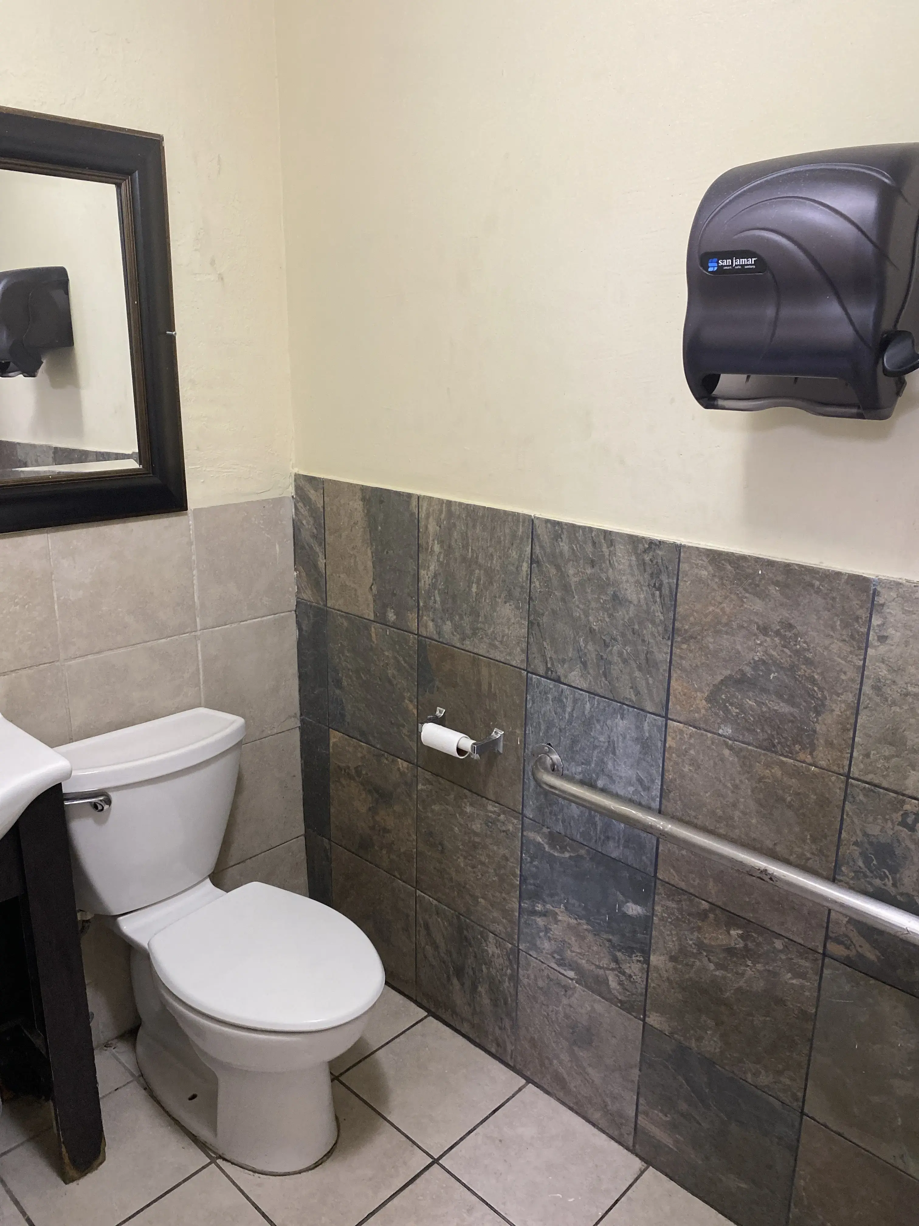 Double Bubble Laundries - Image 8