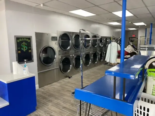 Dove Laundromat thumbnail 2