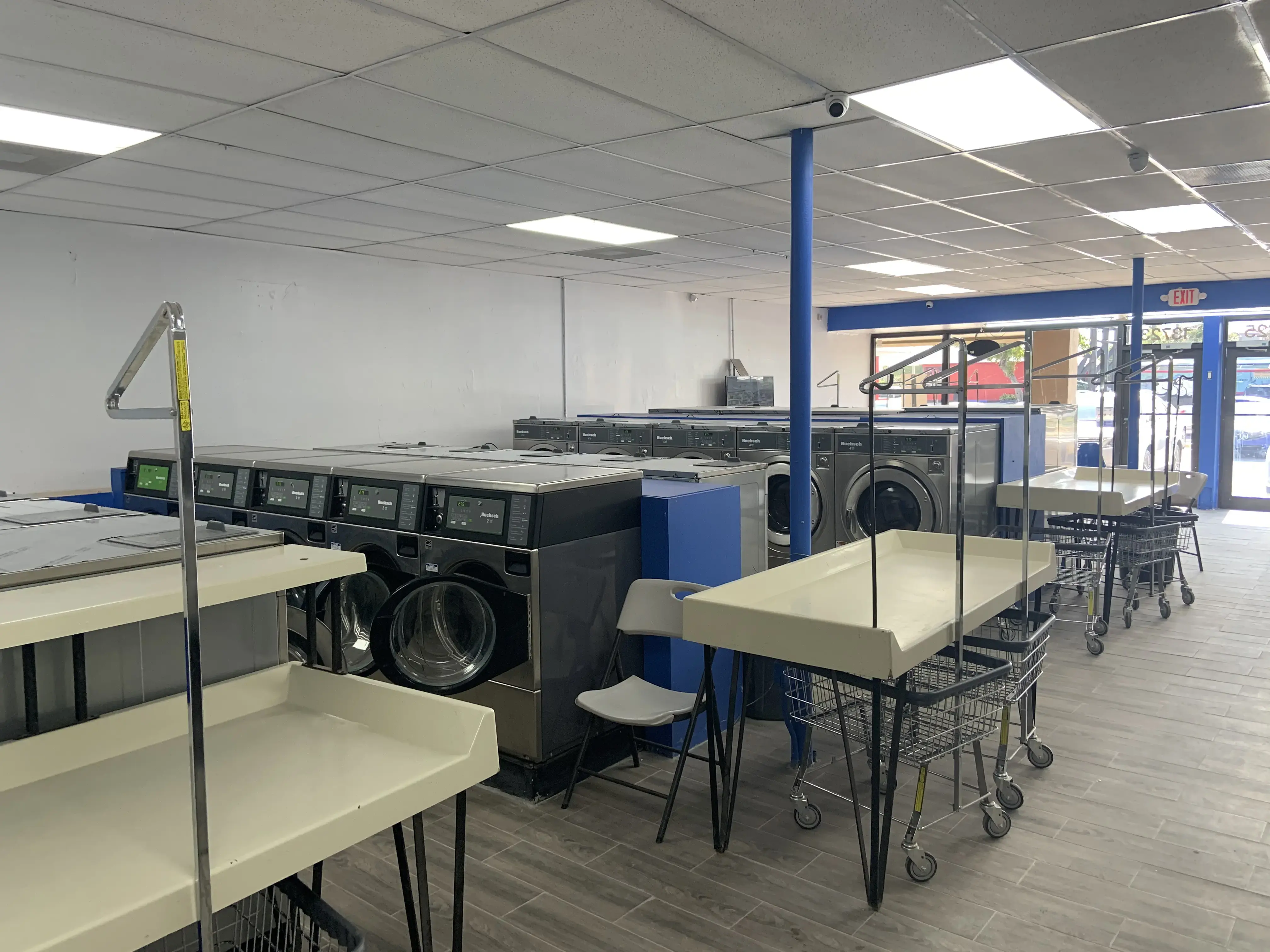 Dove Laundromat - Image 5