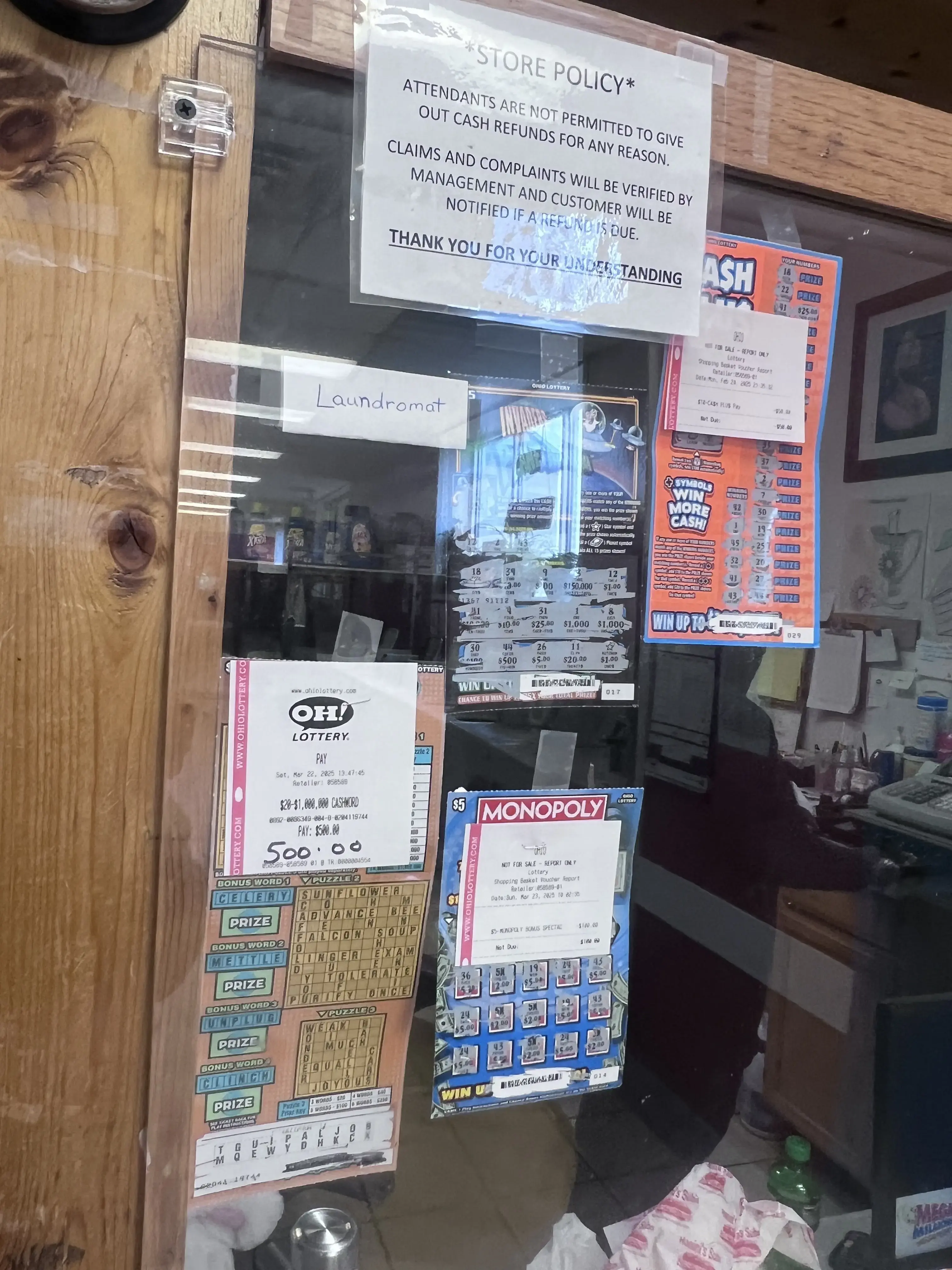 Downtown Laundromat thumbnail 7