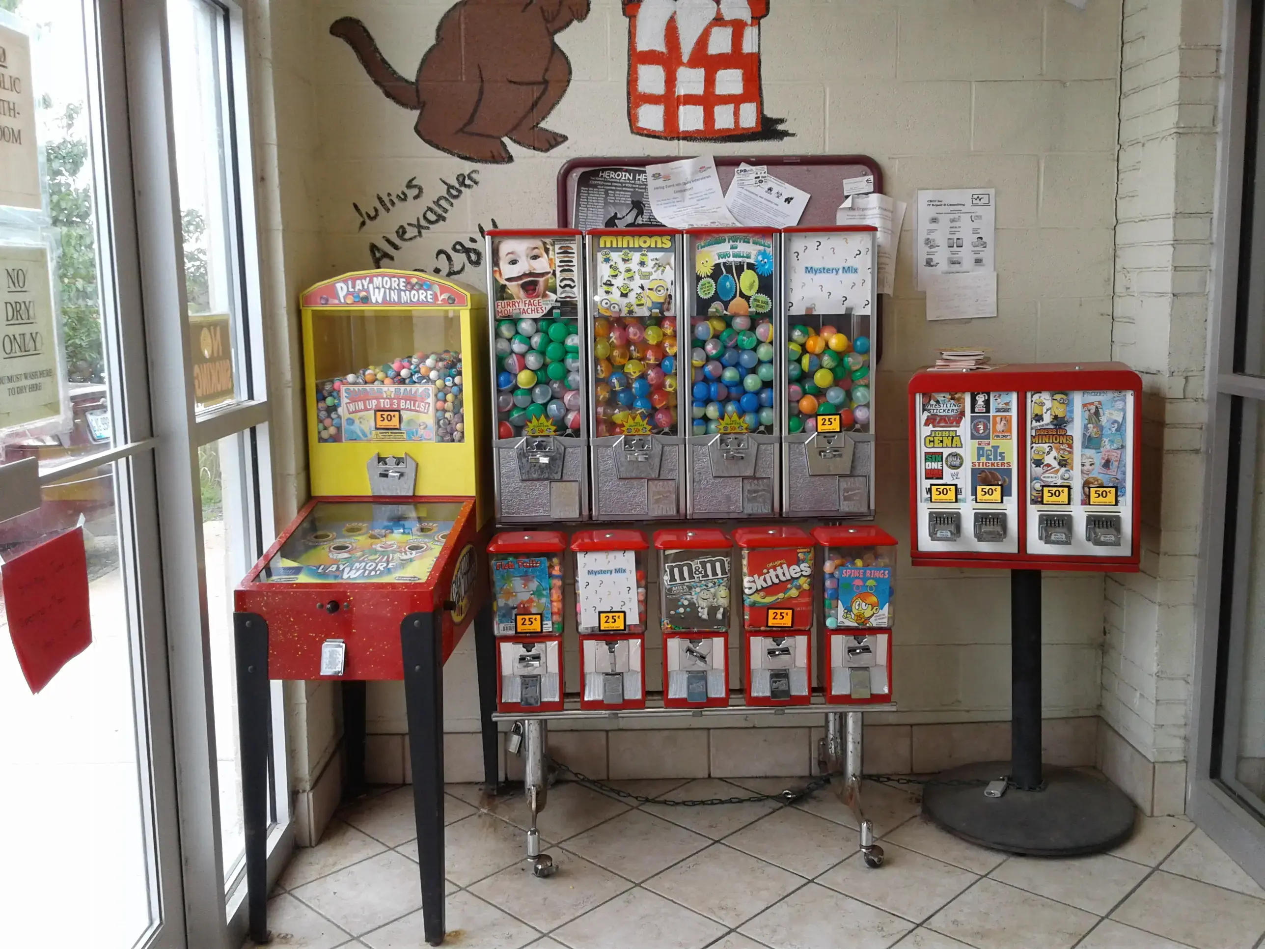 Downtown Laundromat - Image 9
