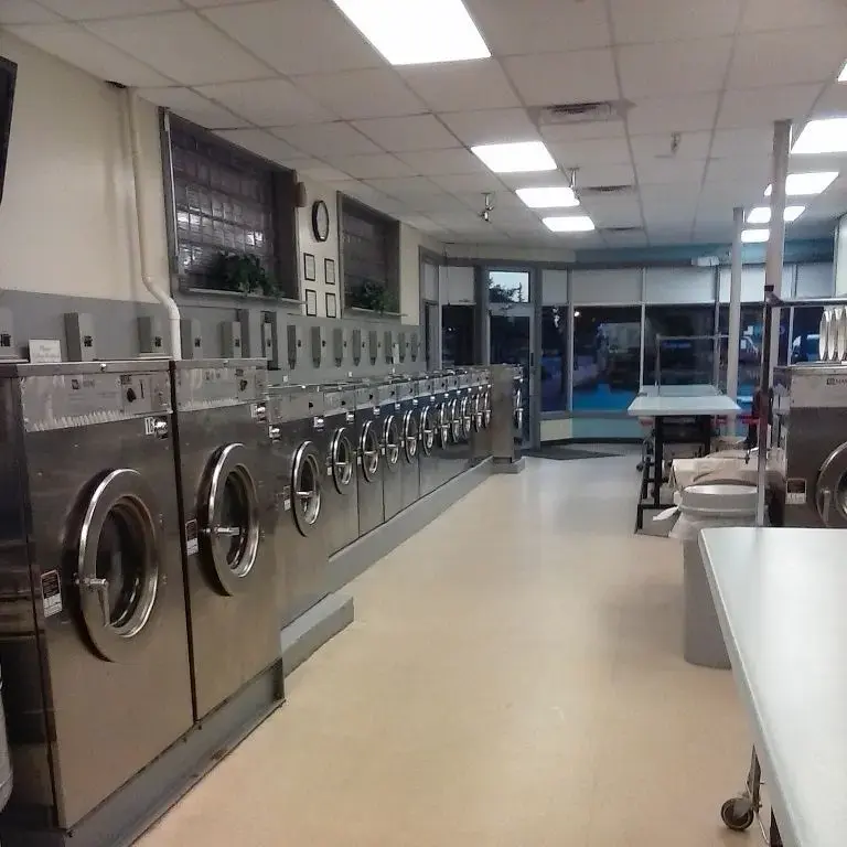 Downtown Laundry thumbnail 14