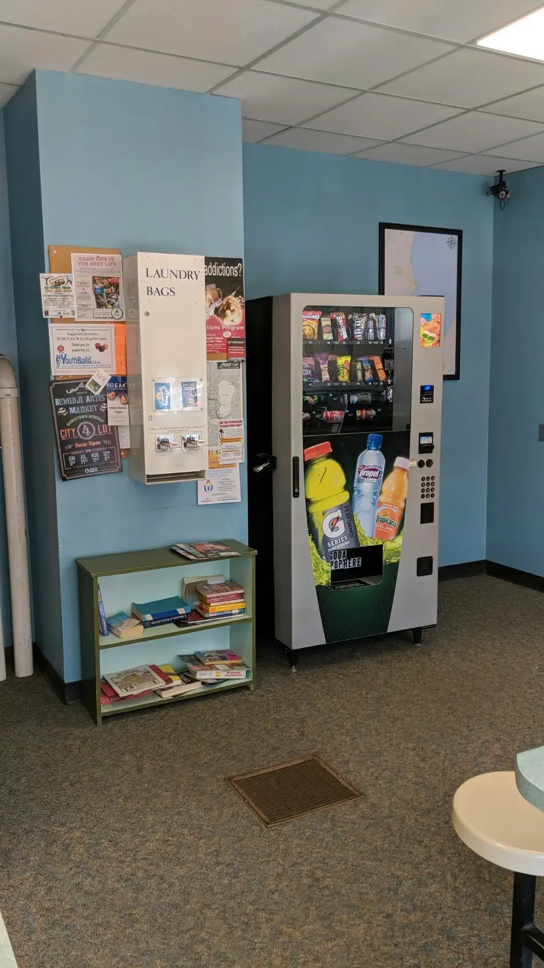 Downtown Laundry - Image 6