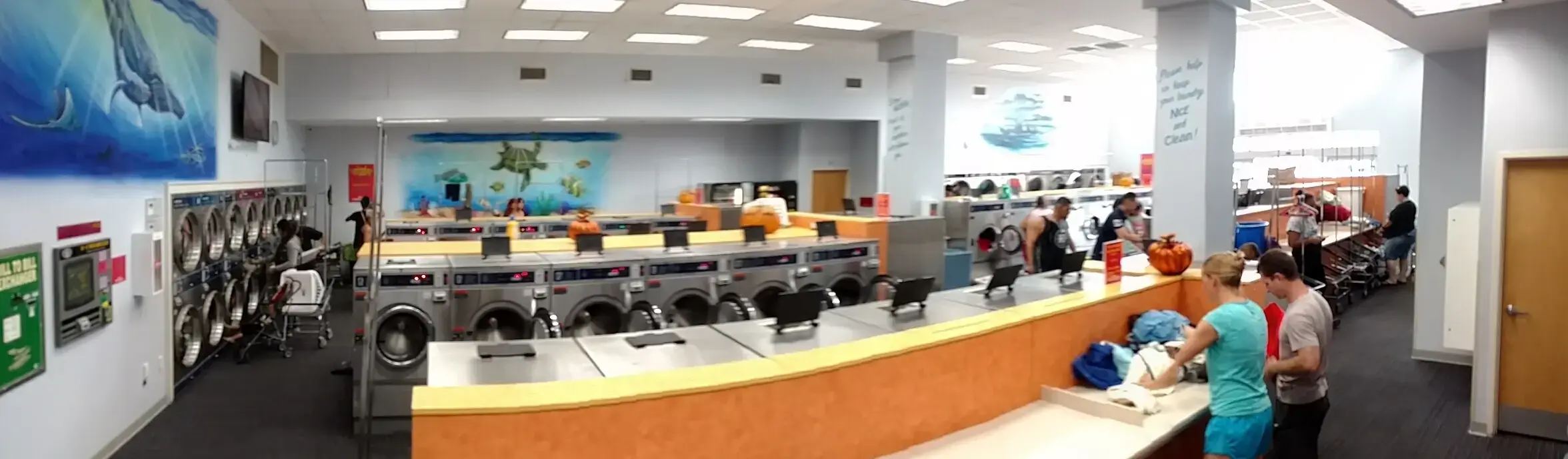 Downtown Laundry Express - Image 20