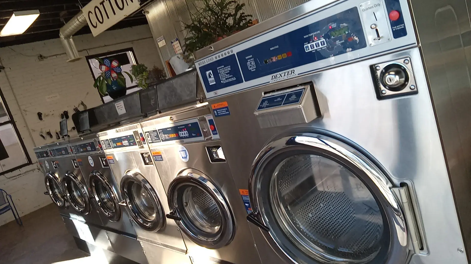 Downtown Laundry - Image 13
