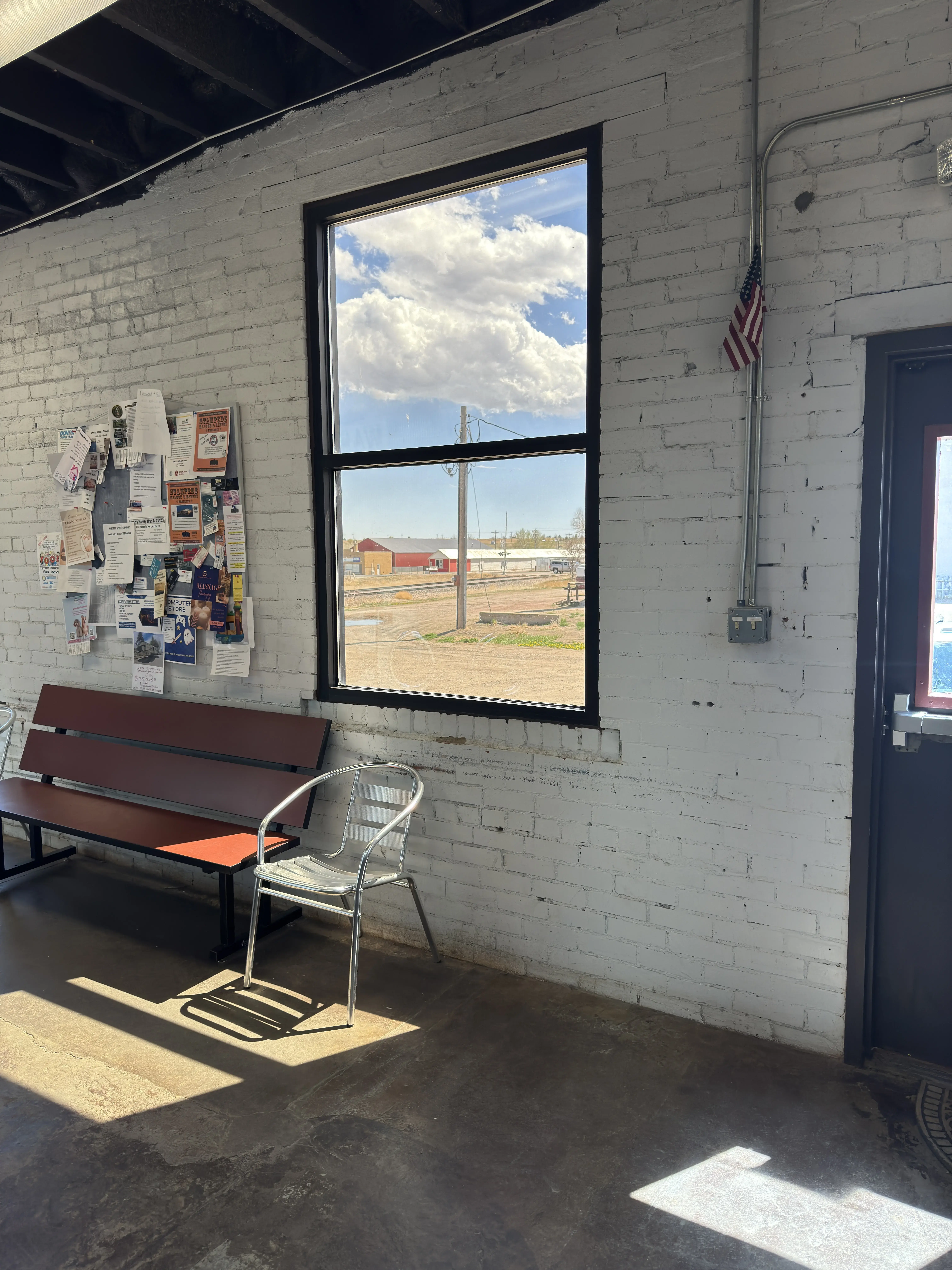 Downtown Laundry - Image 7