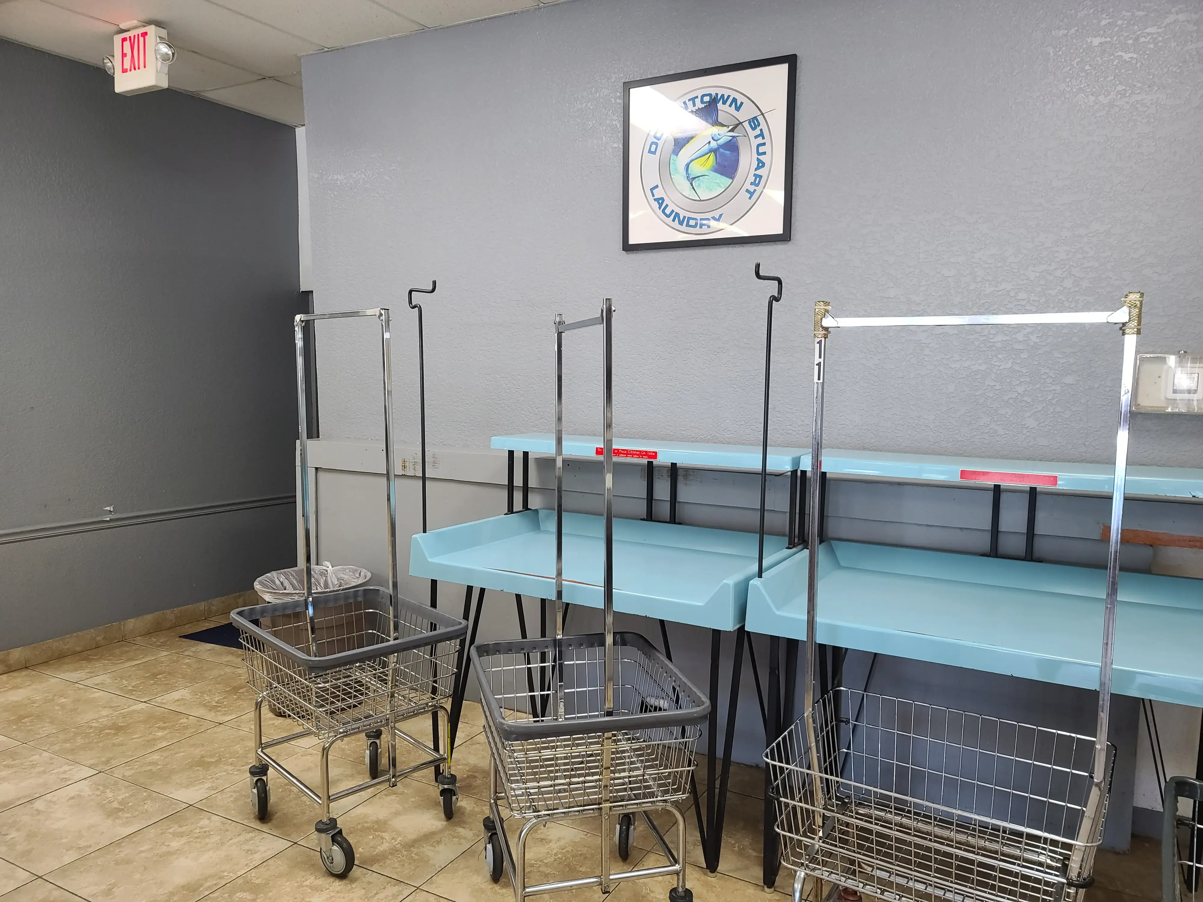 Downtown Stuart Laundry - Image 10