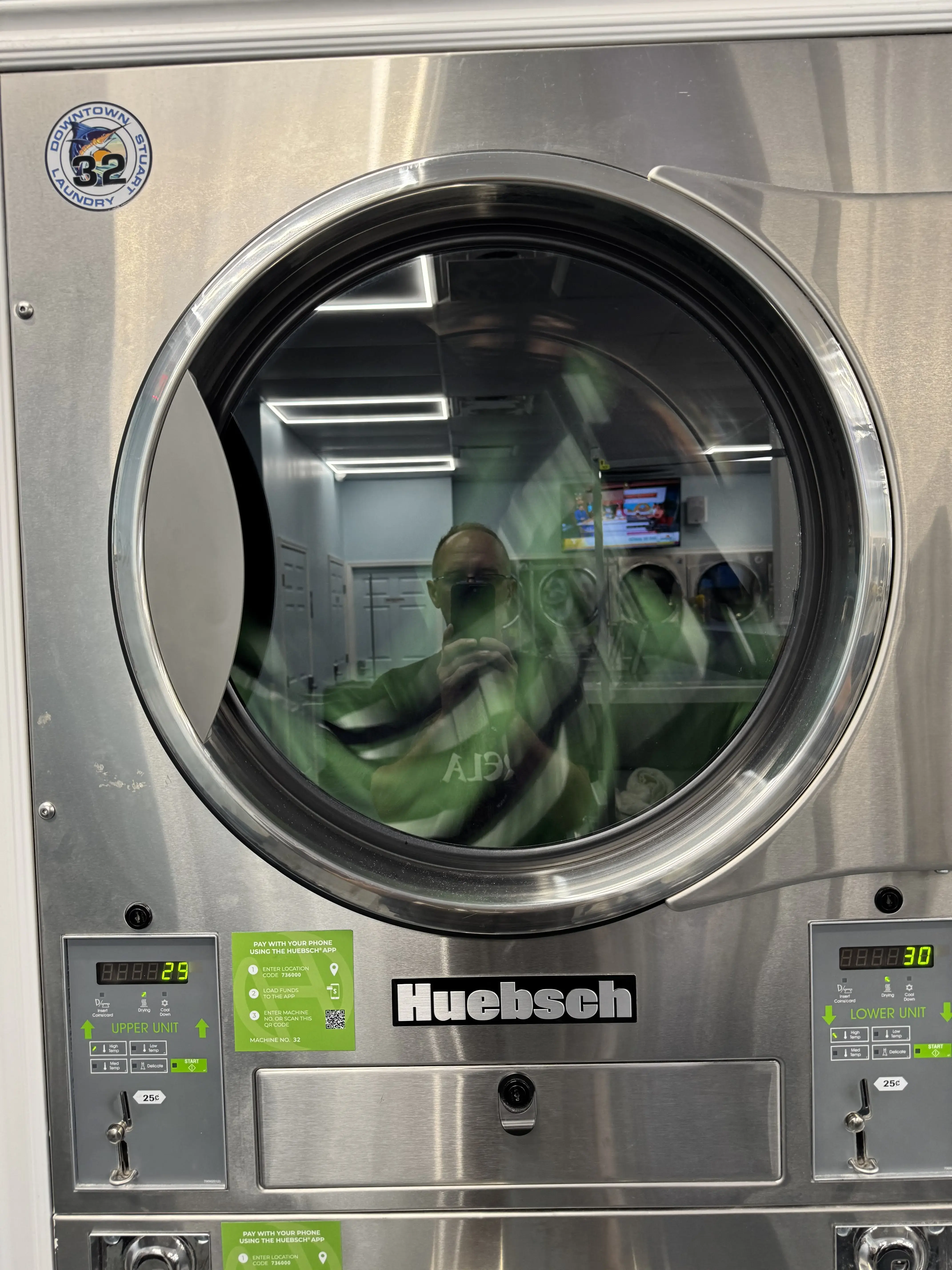 Downtown Stuart Laundry - Image 15