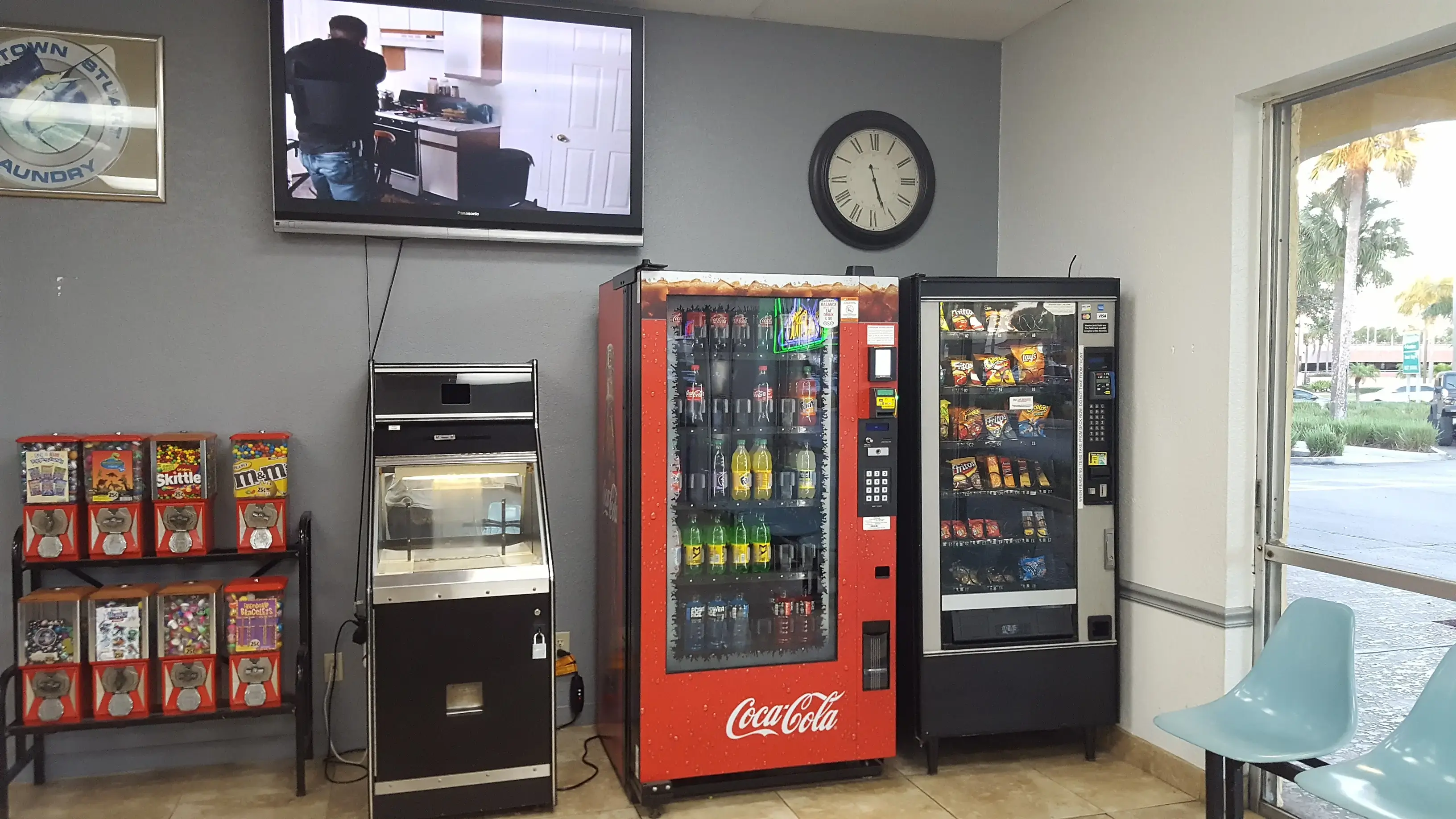 Downtown Stuart Laundry thumbnail 8