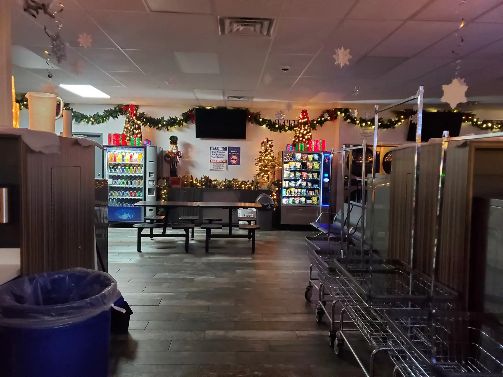Dream Clean Laundromat thumbnail 13