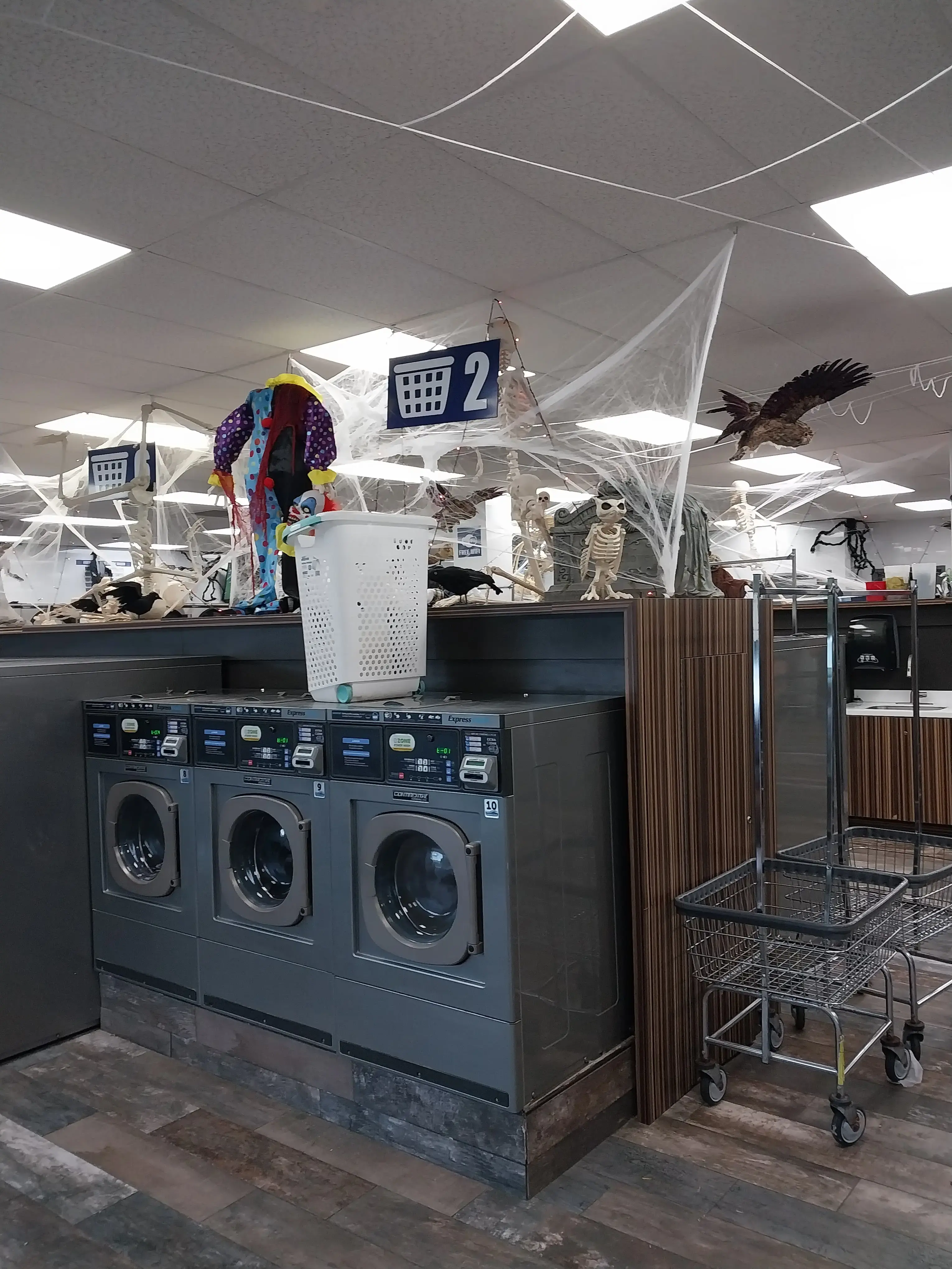 Dream Clean Laundromat - Image 2