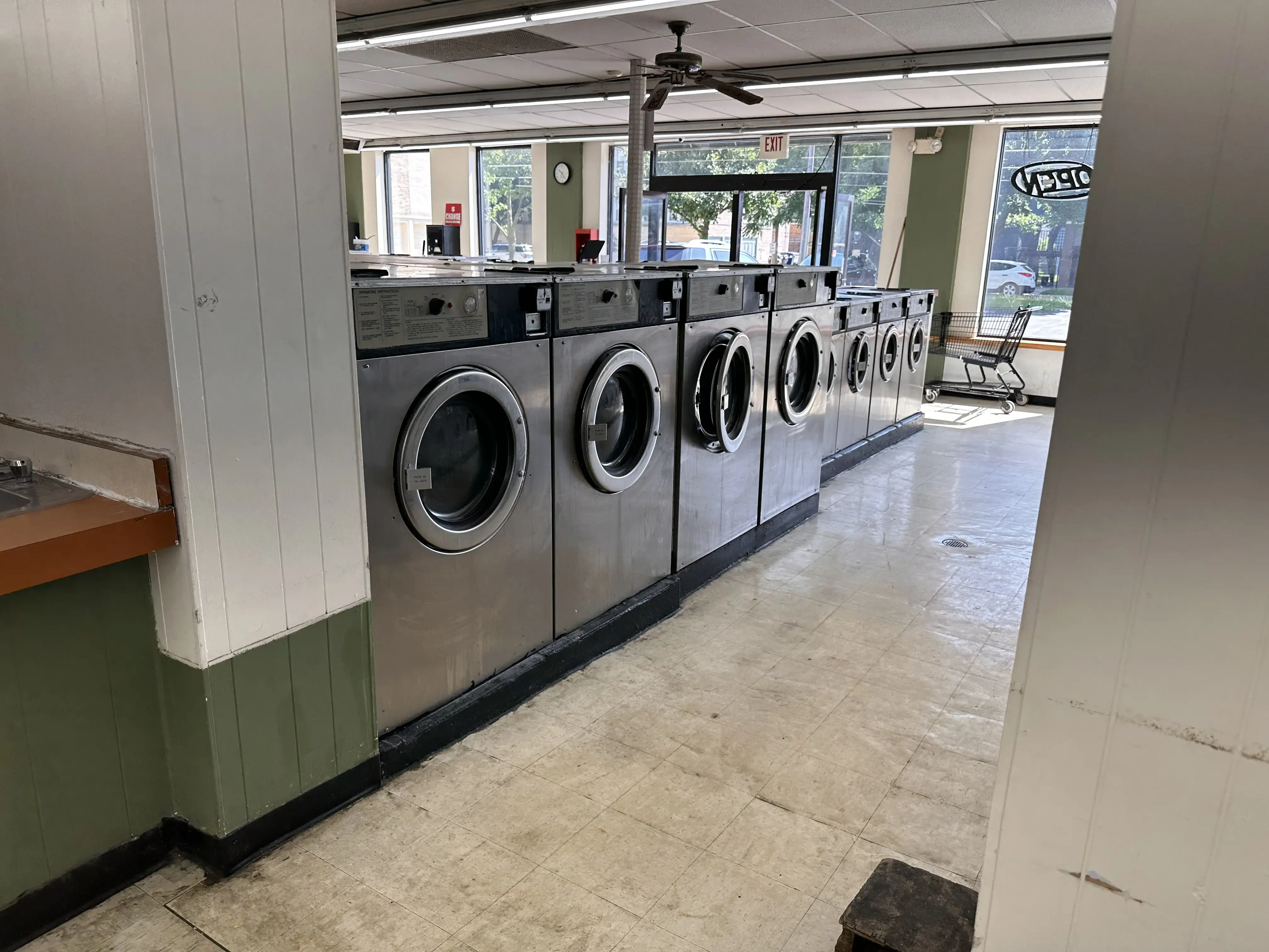 Dreamland Clean & Wash - Image 16