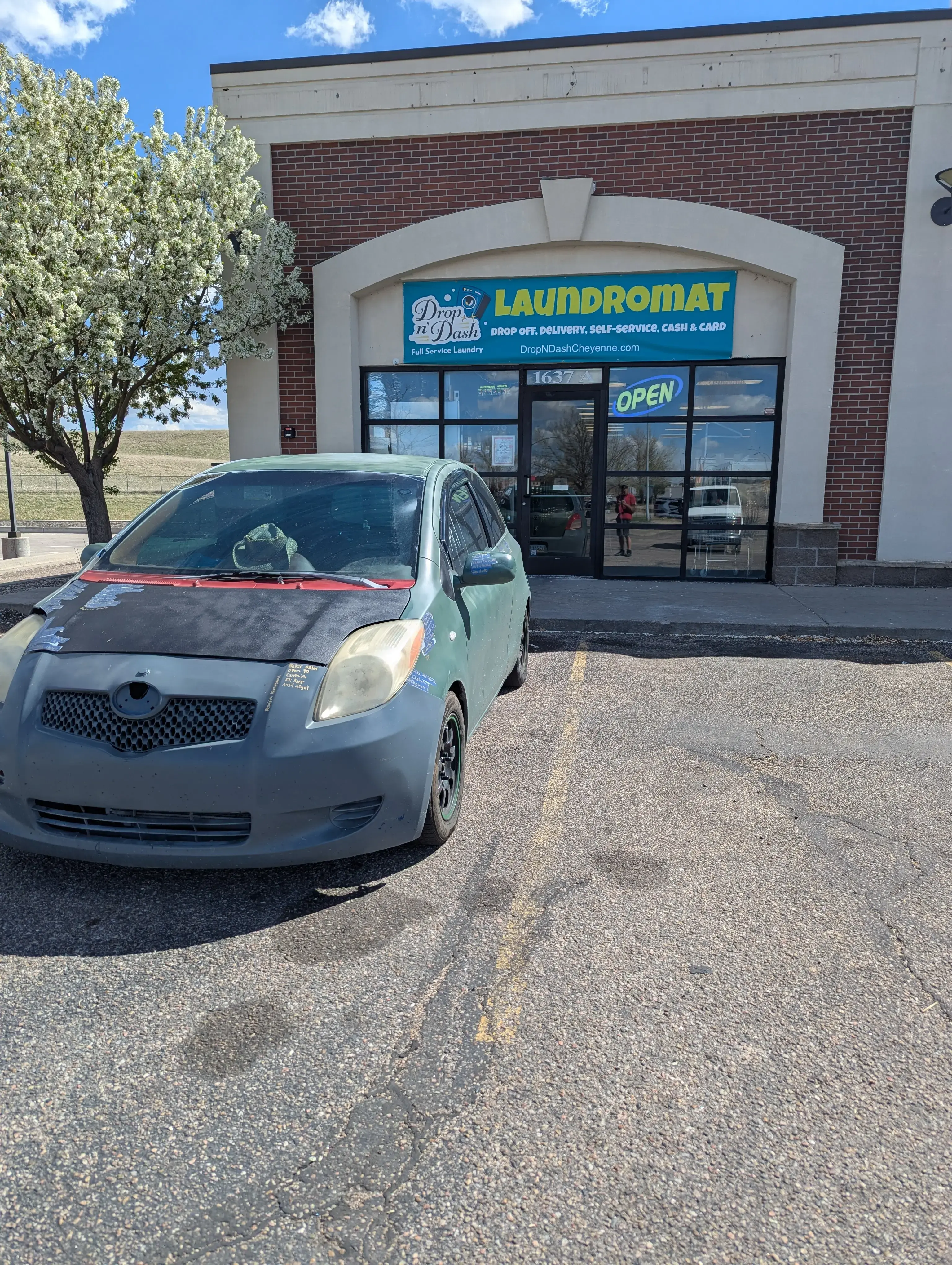 Drop N Dash Laundromat - Image 8