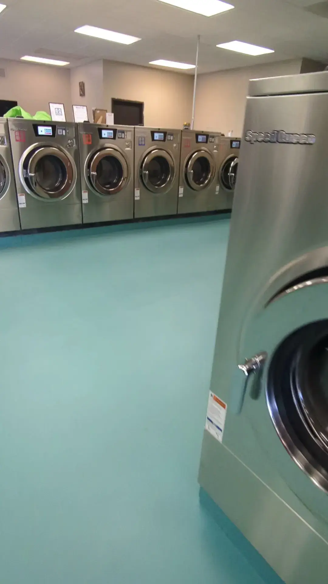 Drop N Dash Laundromat thumbnail 16