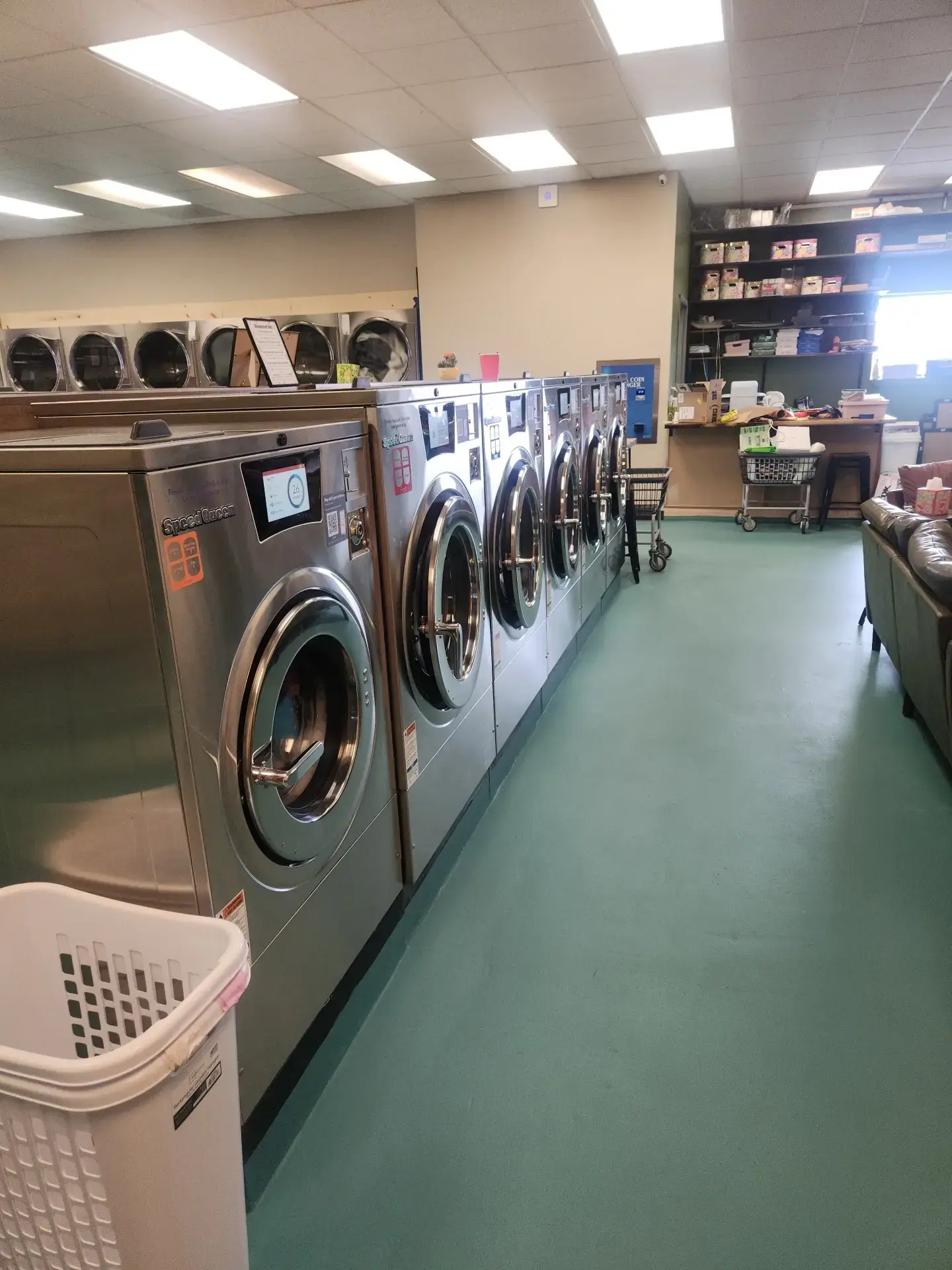 Drop N Dash Laundromat thumbnail 15