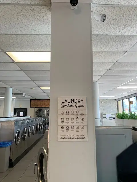 Drop n Go Laundromat - Image 12