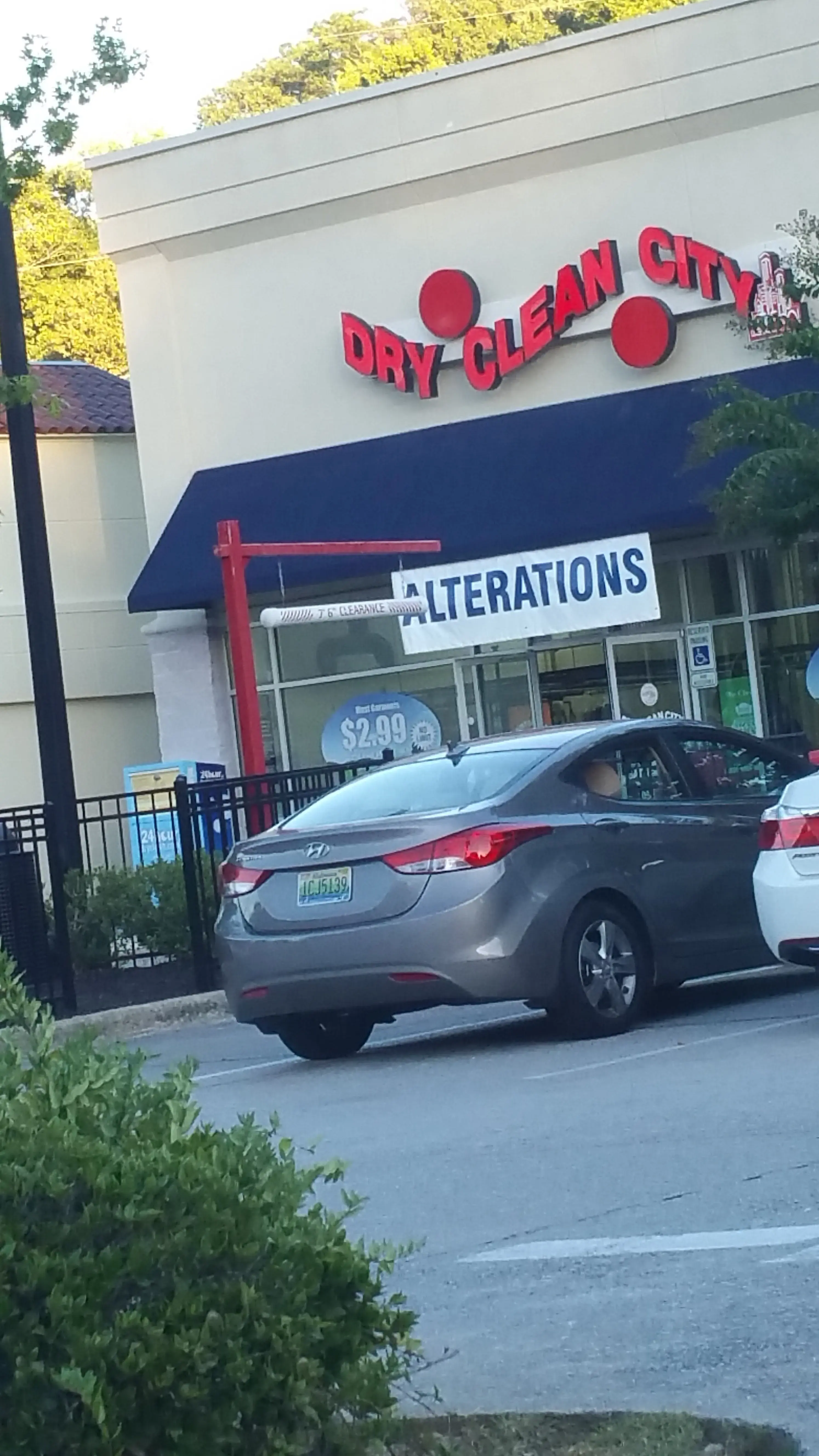 Dry Clean City - Image 10