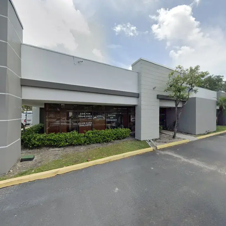Dry Clean Superstore - Image 15