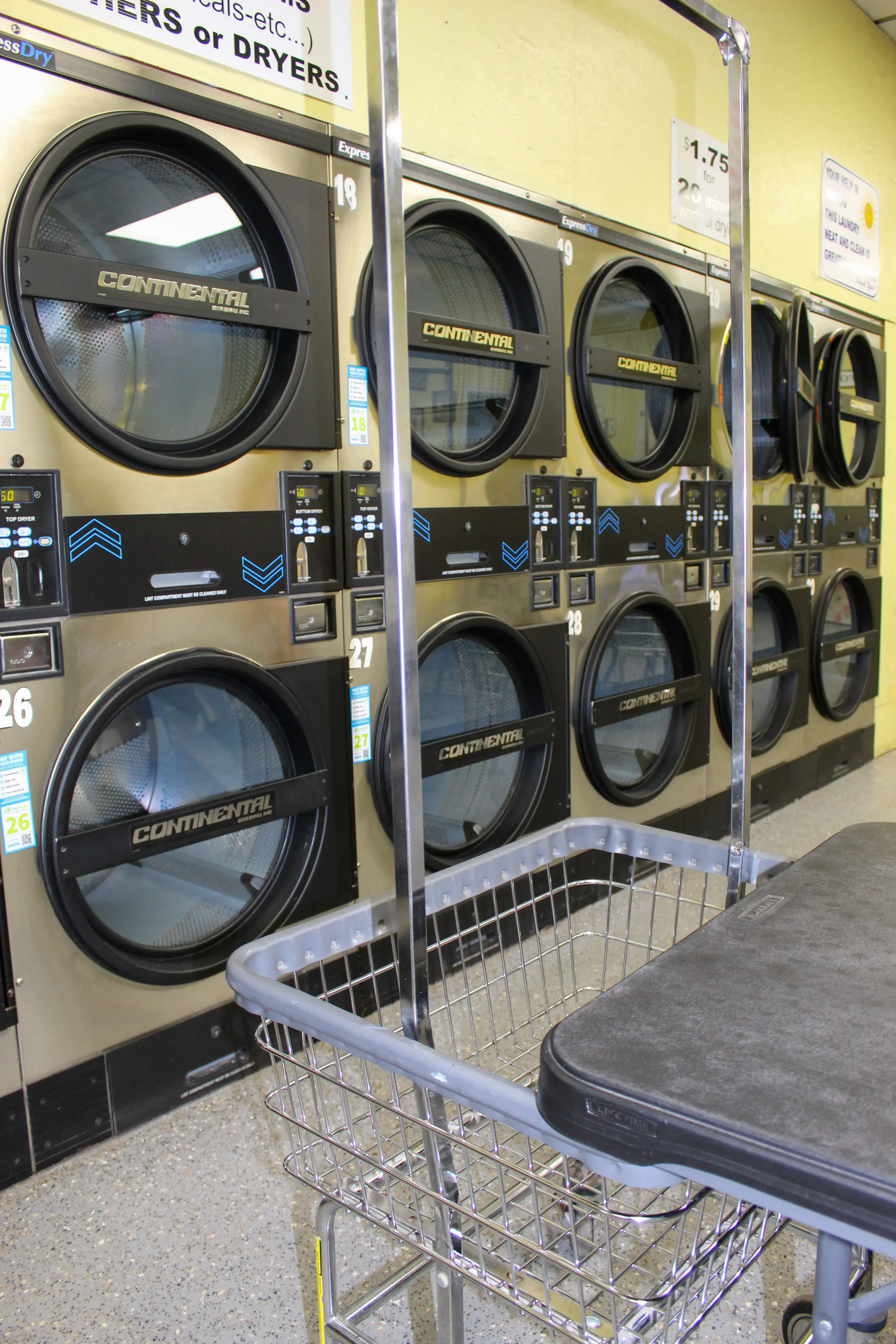 Dry Cleaners and Washateria in Lytle - Image 19