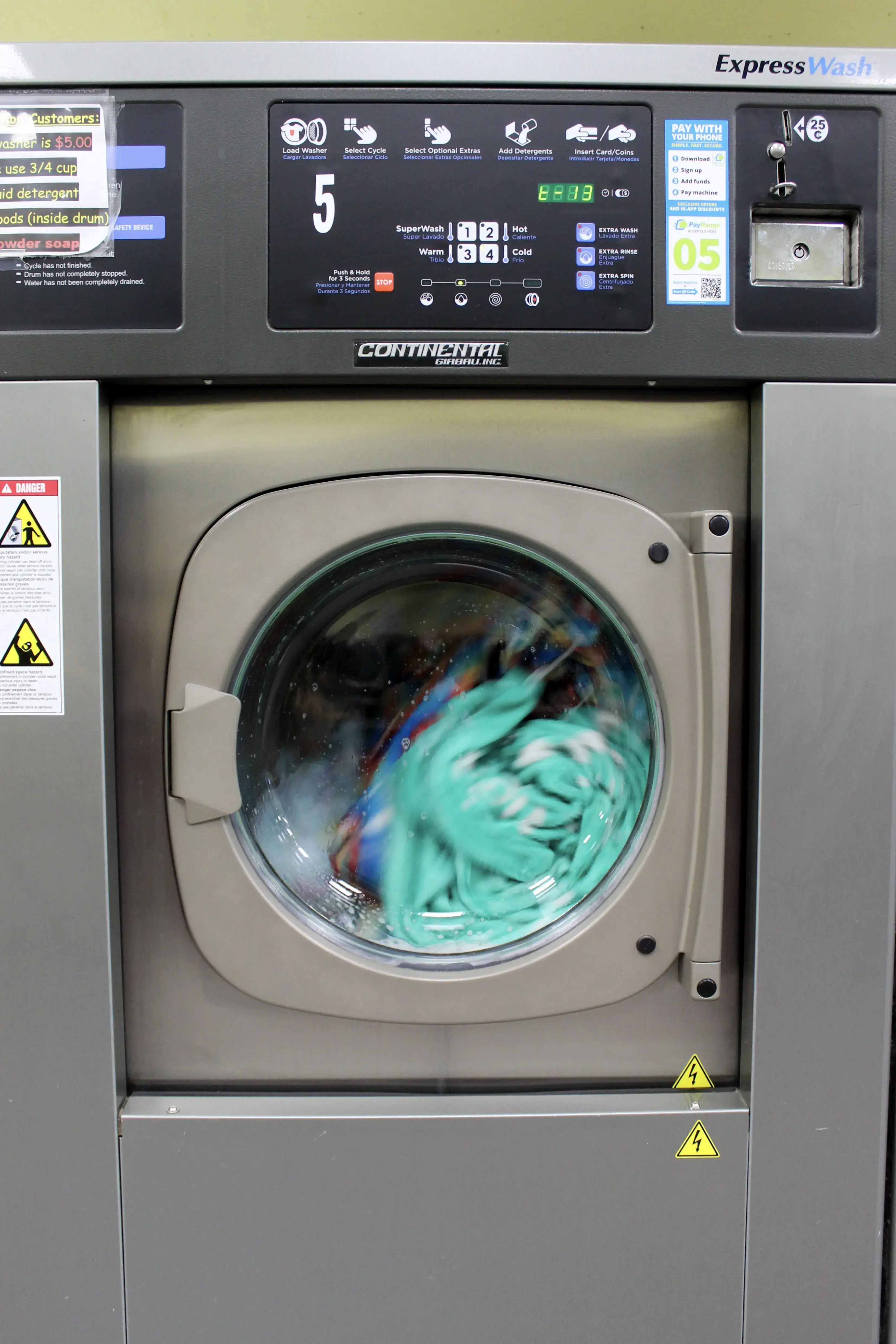 Dry Cleaners and Washateria in Lytle - Image 18