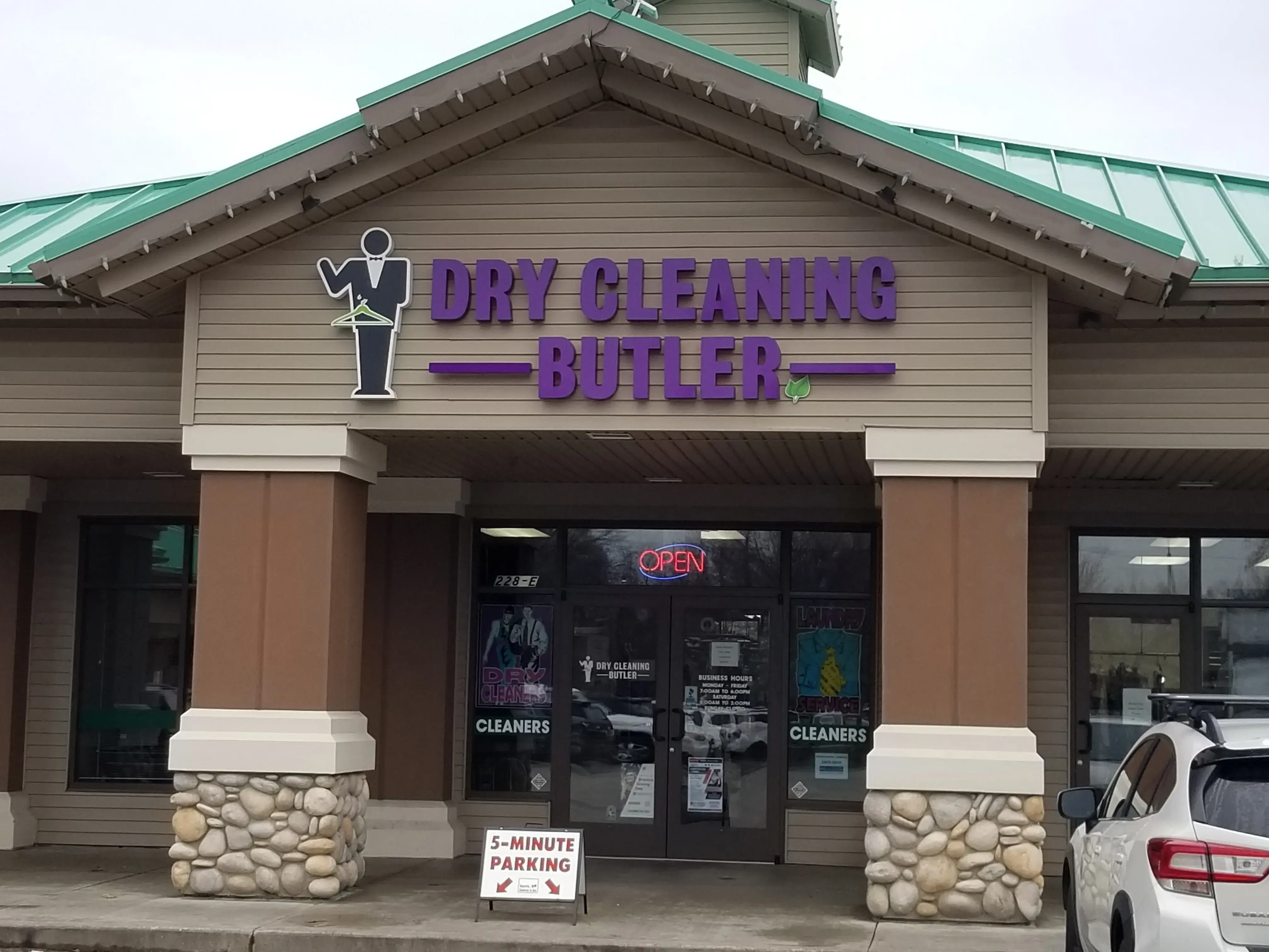 Dry Cleaning Butler - Image 2