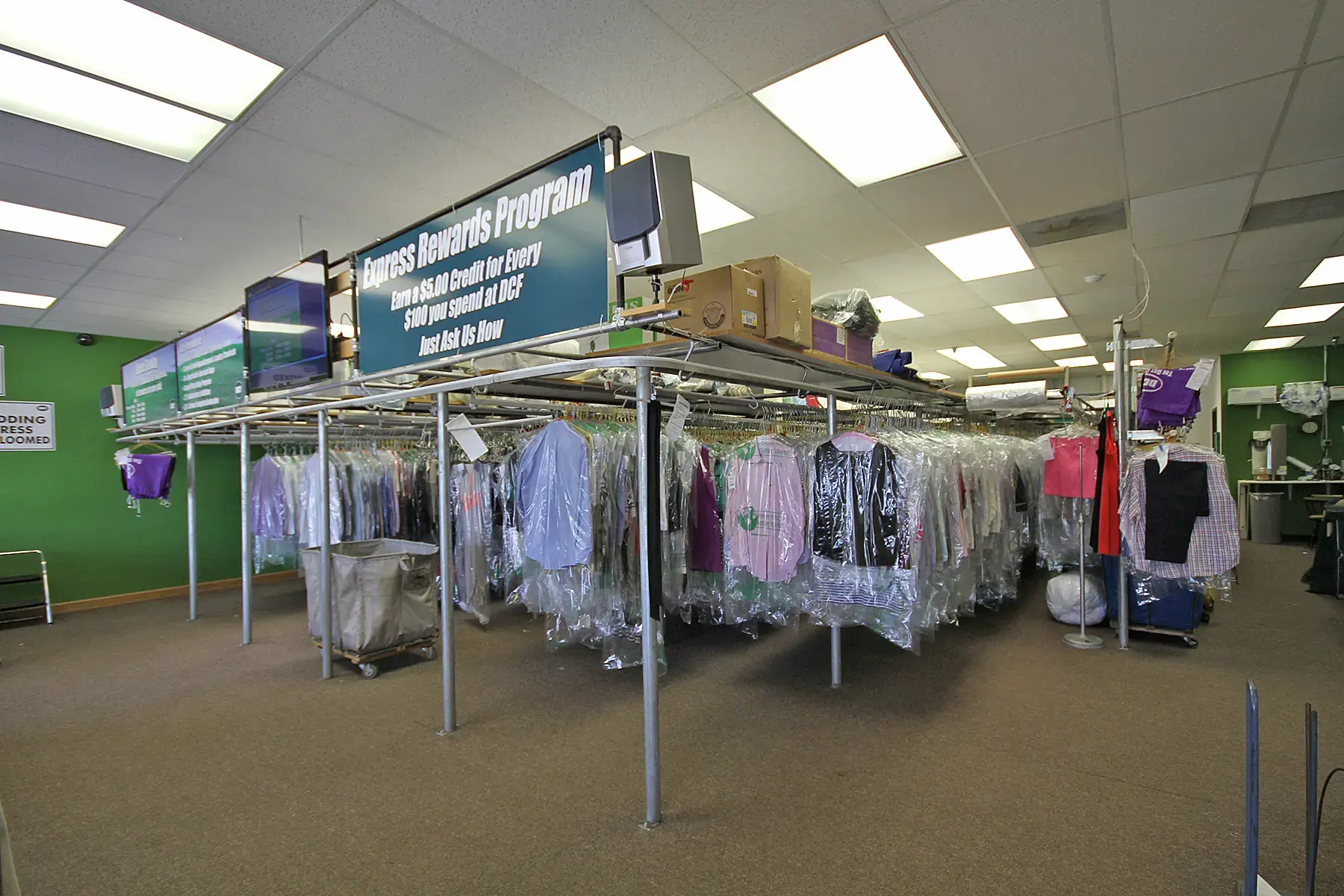 Dry Cleaning Factory - Image 5