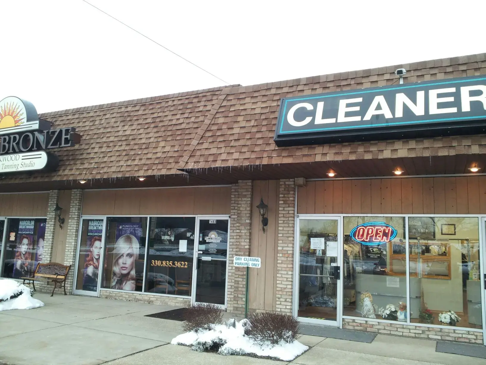 Dry Cleaning World thumbnail 4