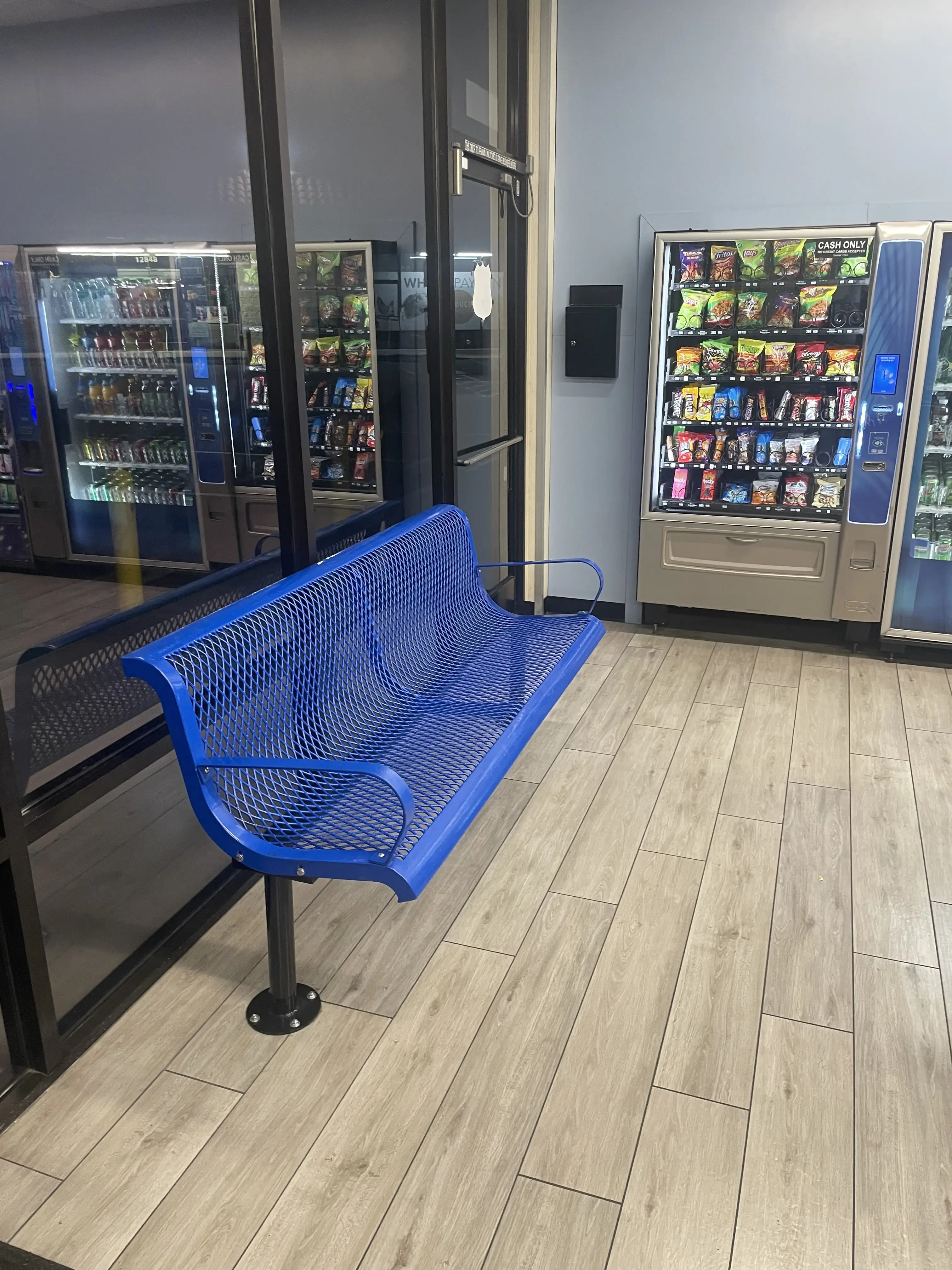 DT Coin Laundry - Image 3