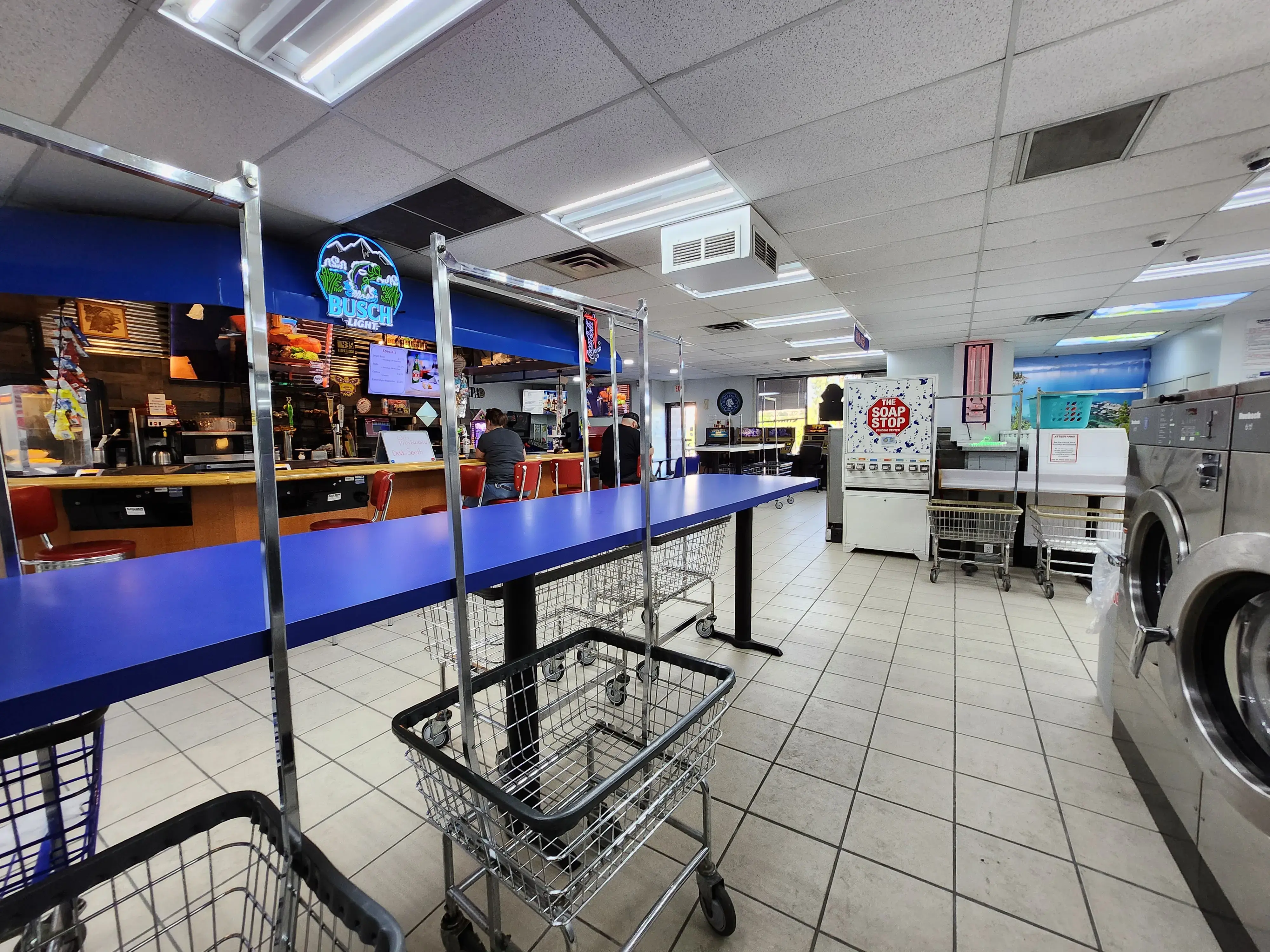 Duds n' Suds - South Store thumbnail 4