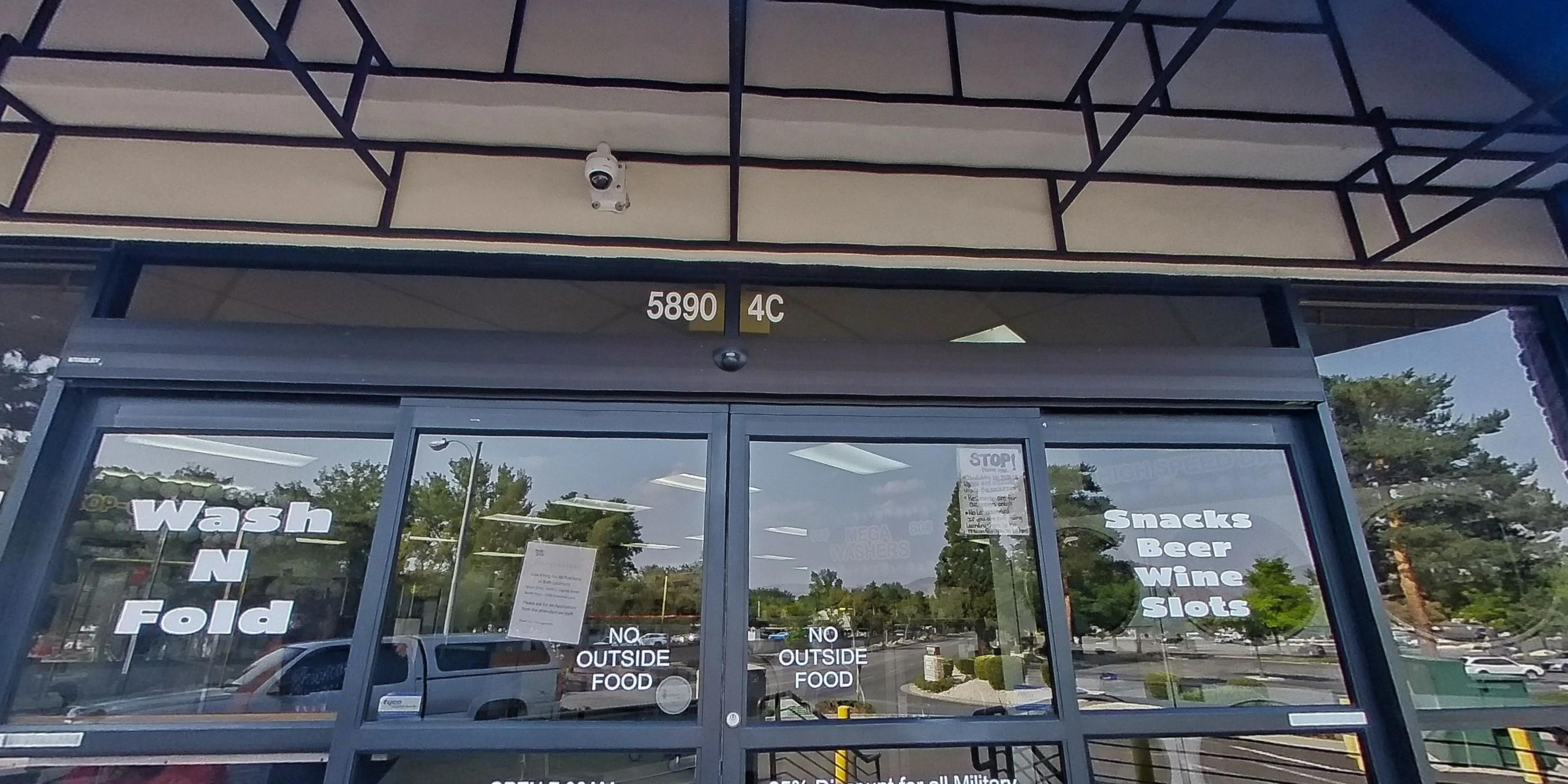 Duds n' Suds - South Store - Image 13