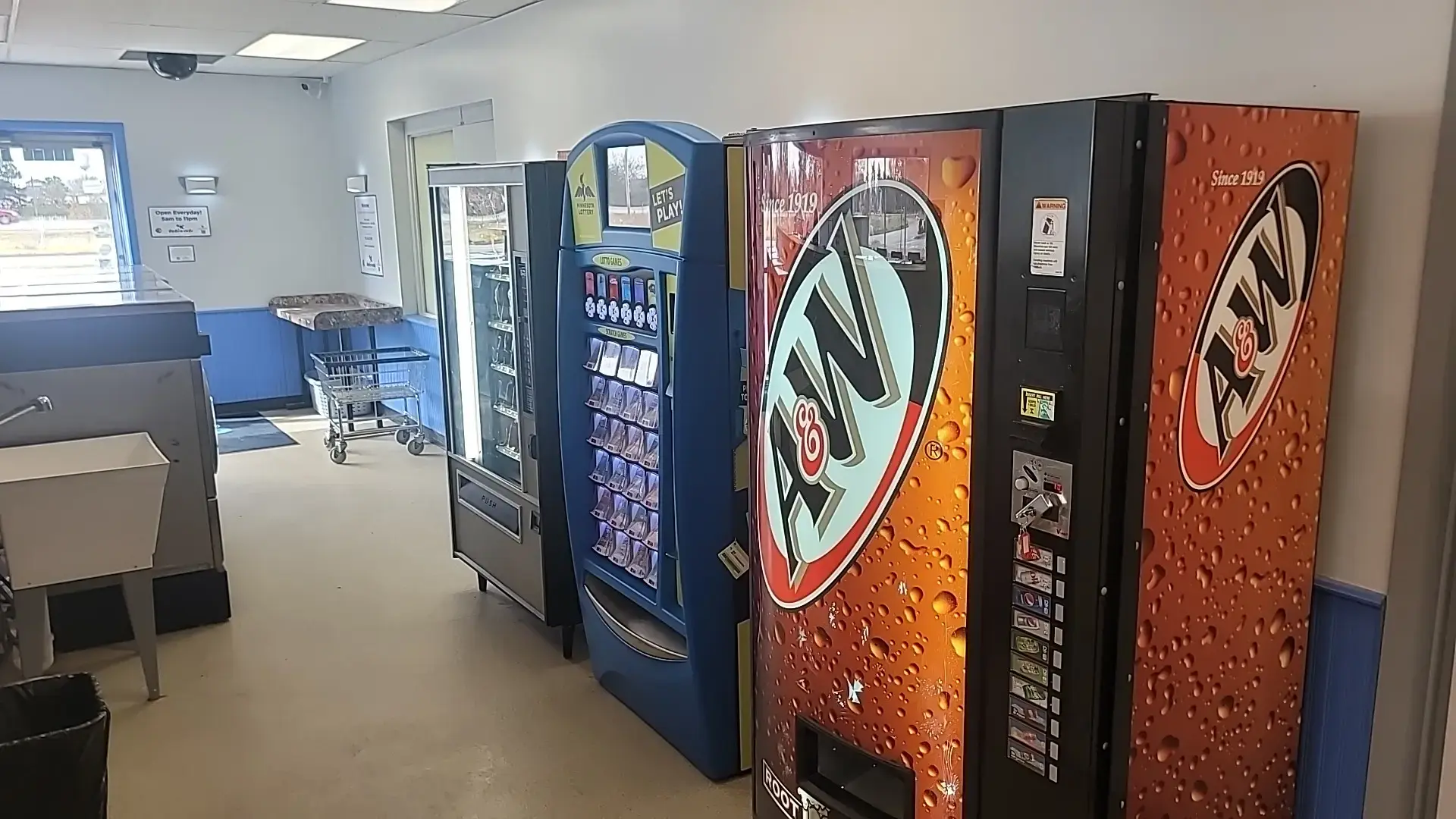Duds-n-Suds Coin Laundry of Elk River - Image 6