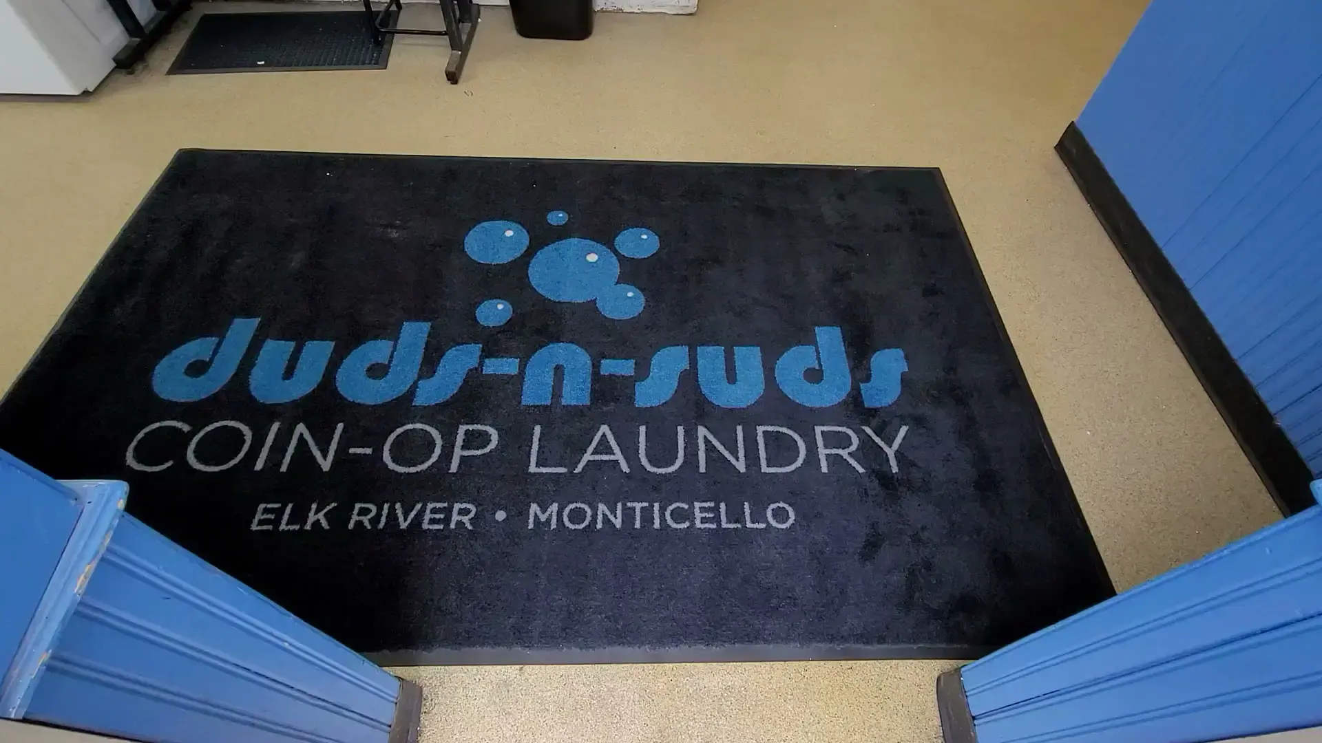 Duds-n-Suds Coin Laundry of Elk River - Image 2