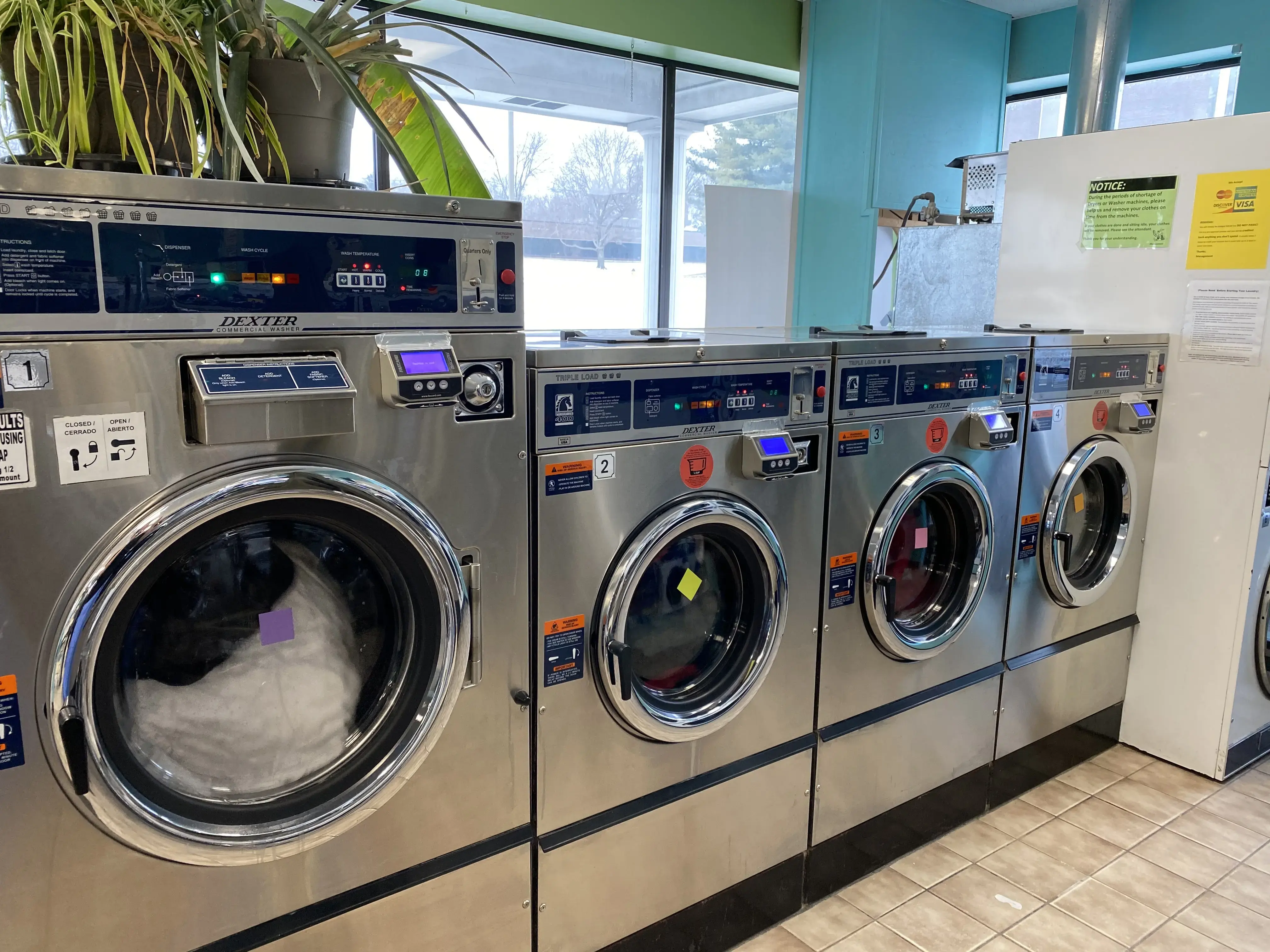 Duds 'n Suds Coin Laundry - Image 3