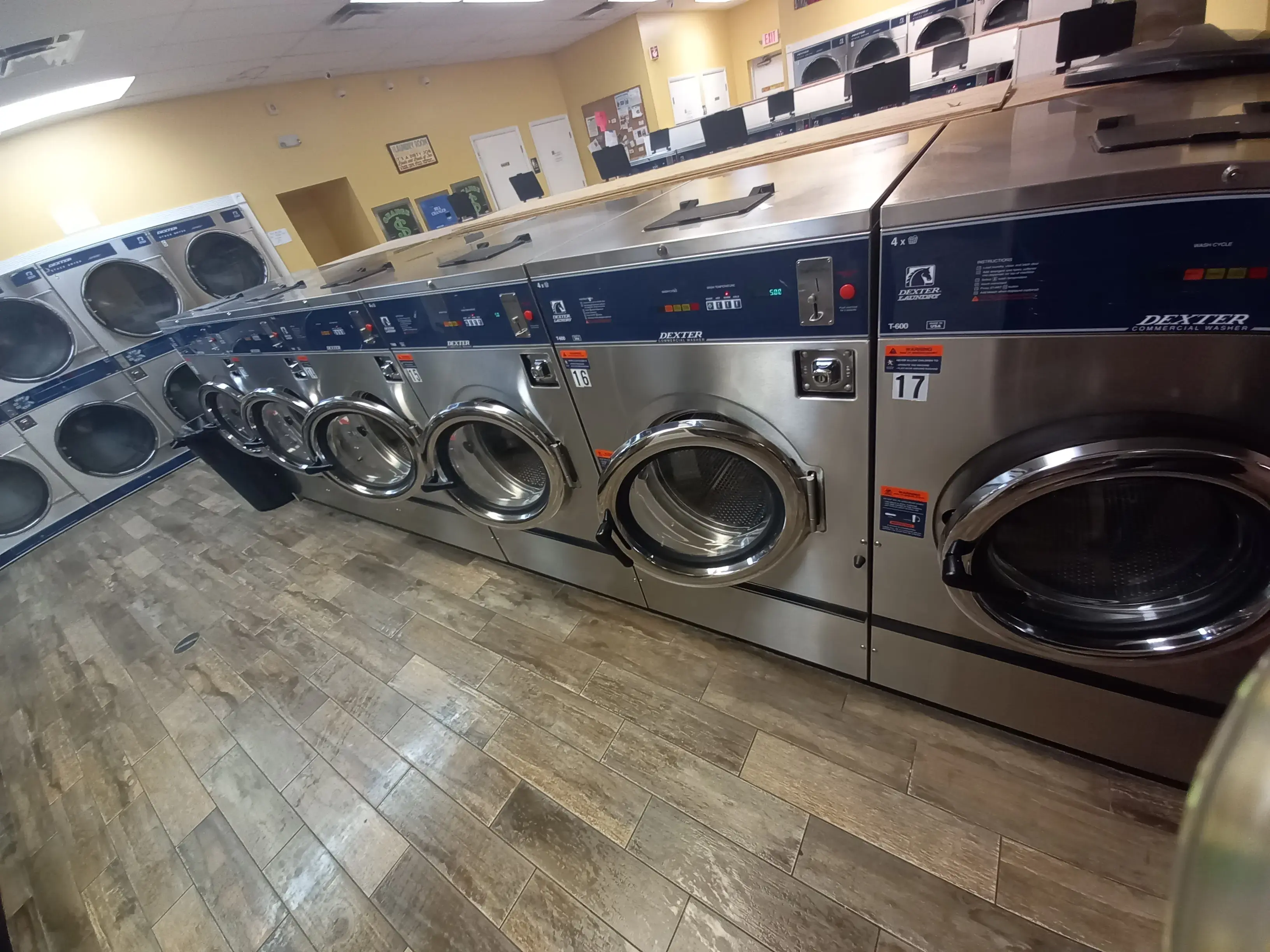 Duds 'n Suds Dryclean 'n Laundry - Image 18