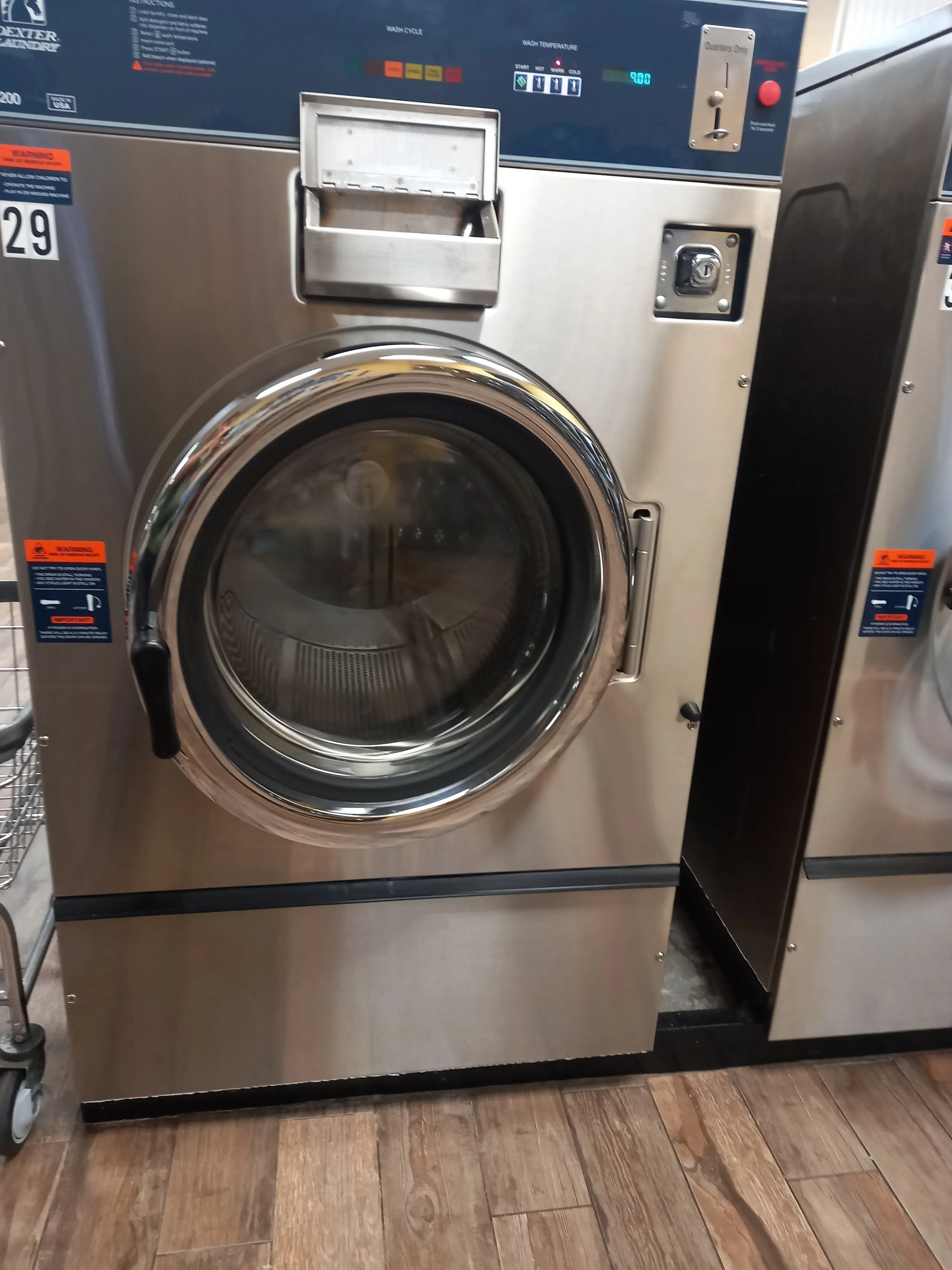 Duds 'n Suds Dryclean 'n Laundry thumbnail 17