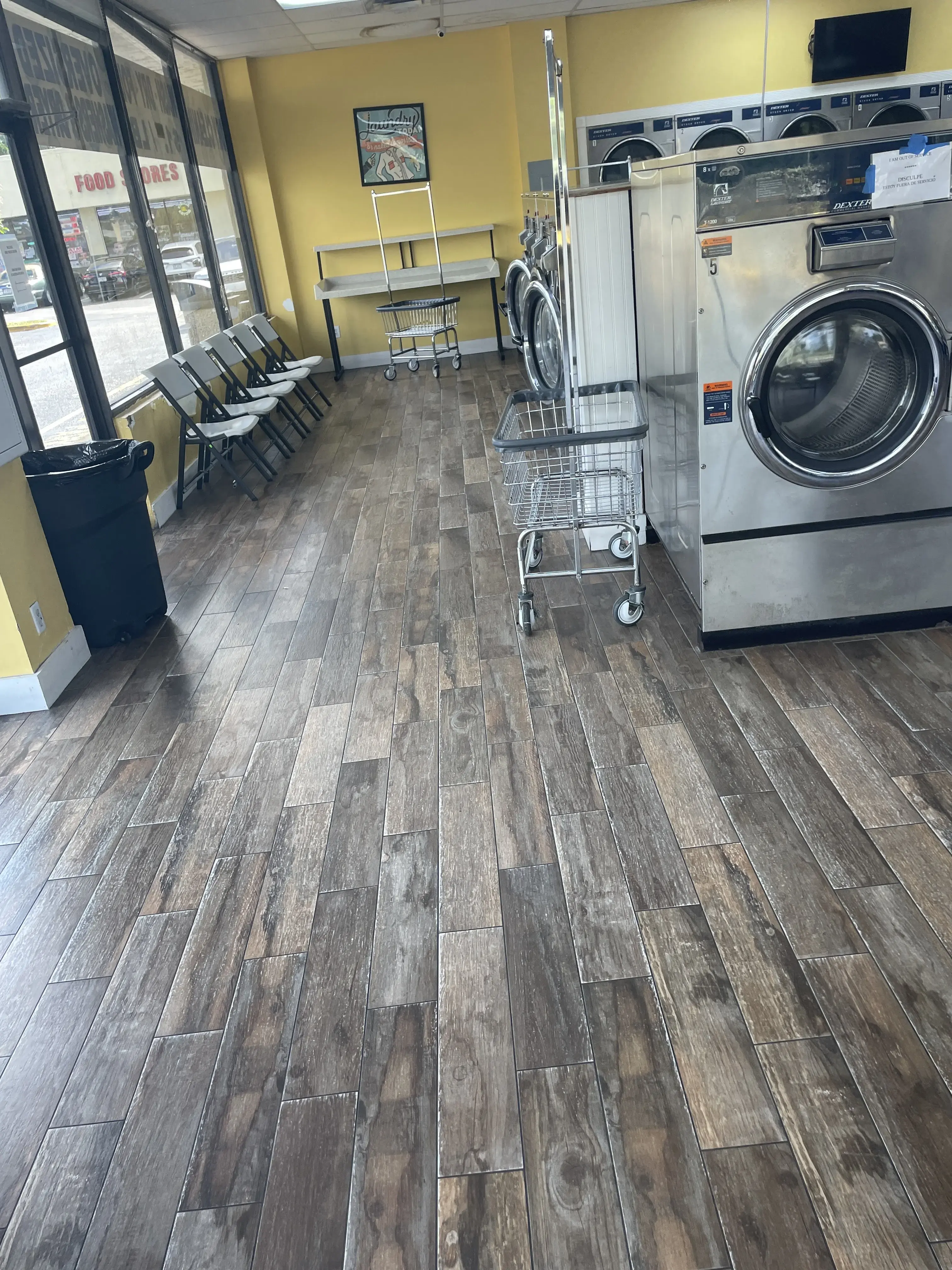 Duds 'n Suds Dryclean 'n Laundry - Image 2