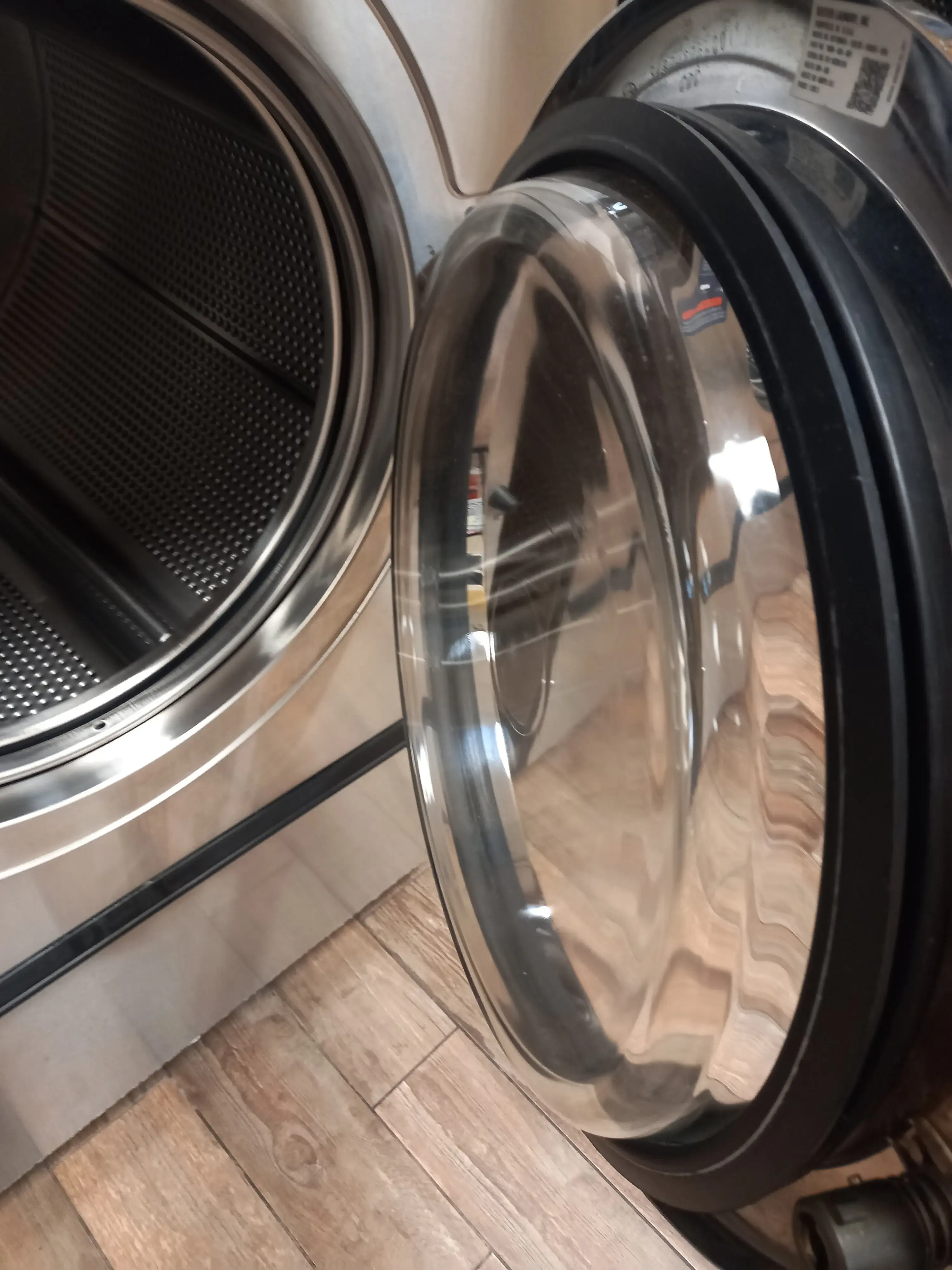 Duds 'n Suds Dryclean 'n Laundry thumbnail 8