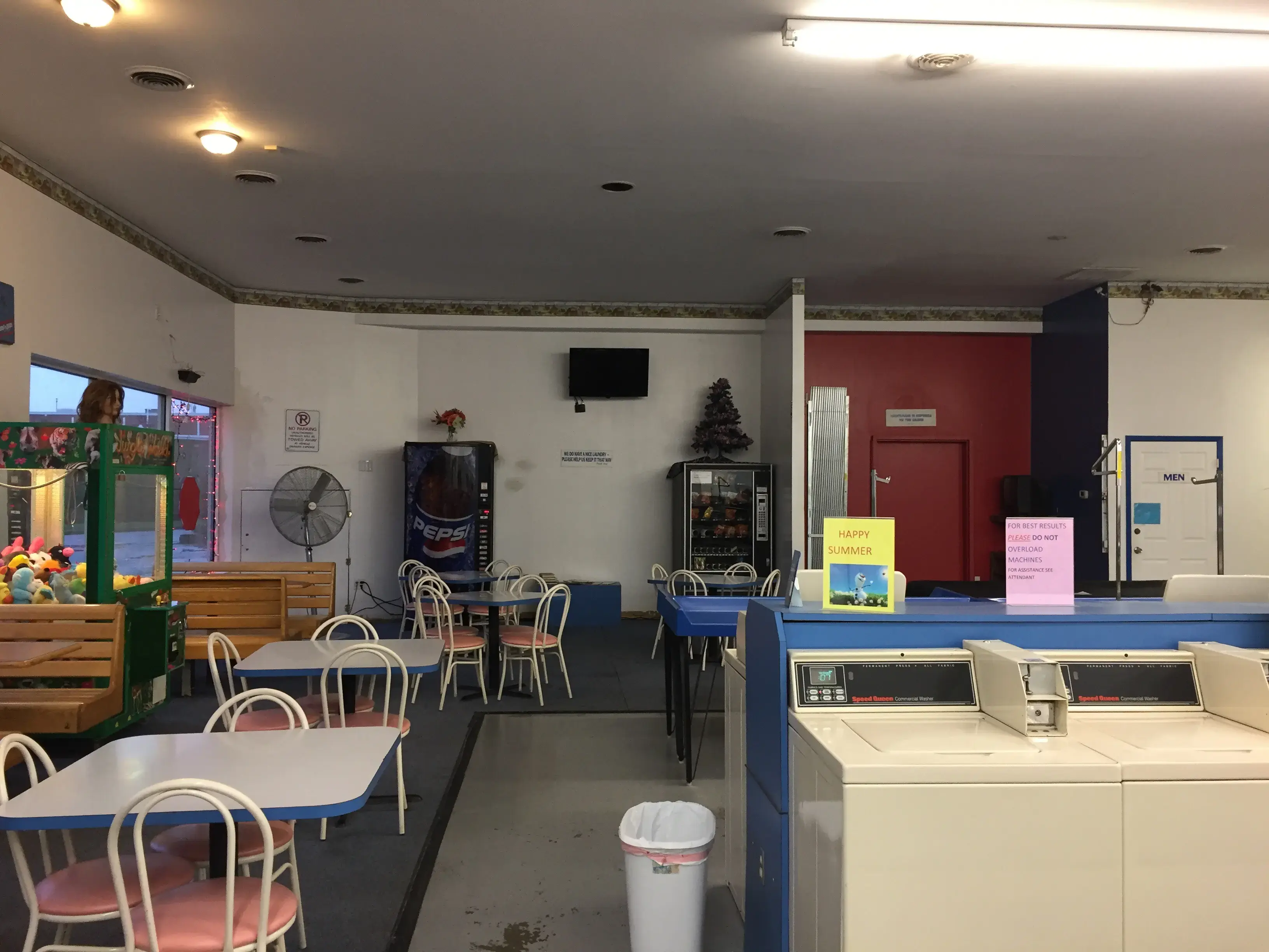 Duds 'N Suds Laundry - Image 5