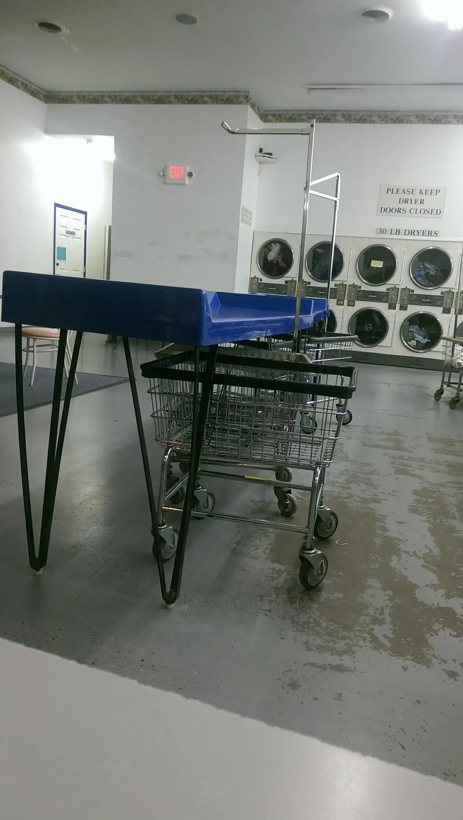 Duds 'N Suds Laundry thumbnail 11