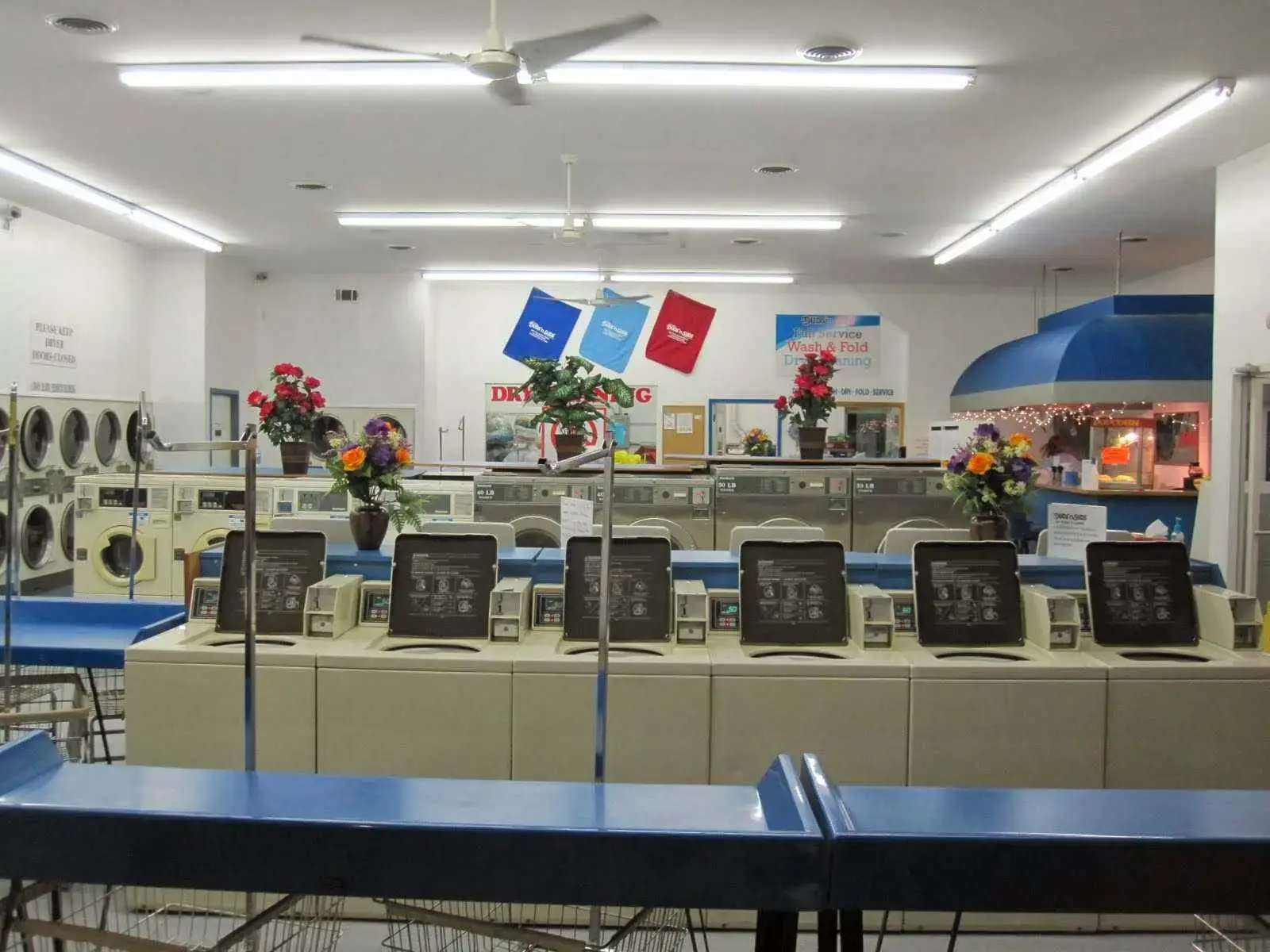Duds 'N Suds Laundry - Image 7