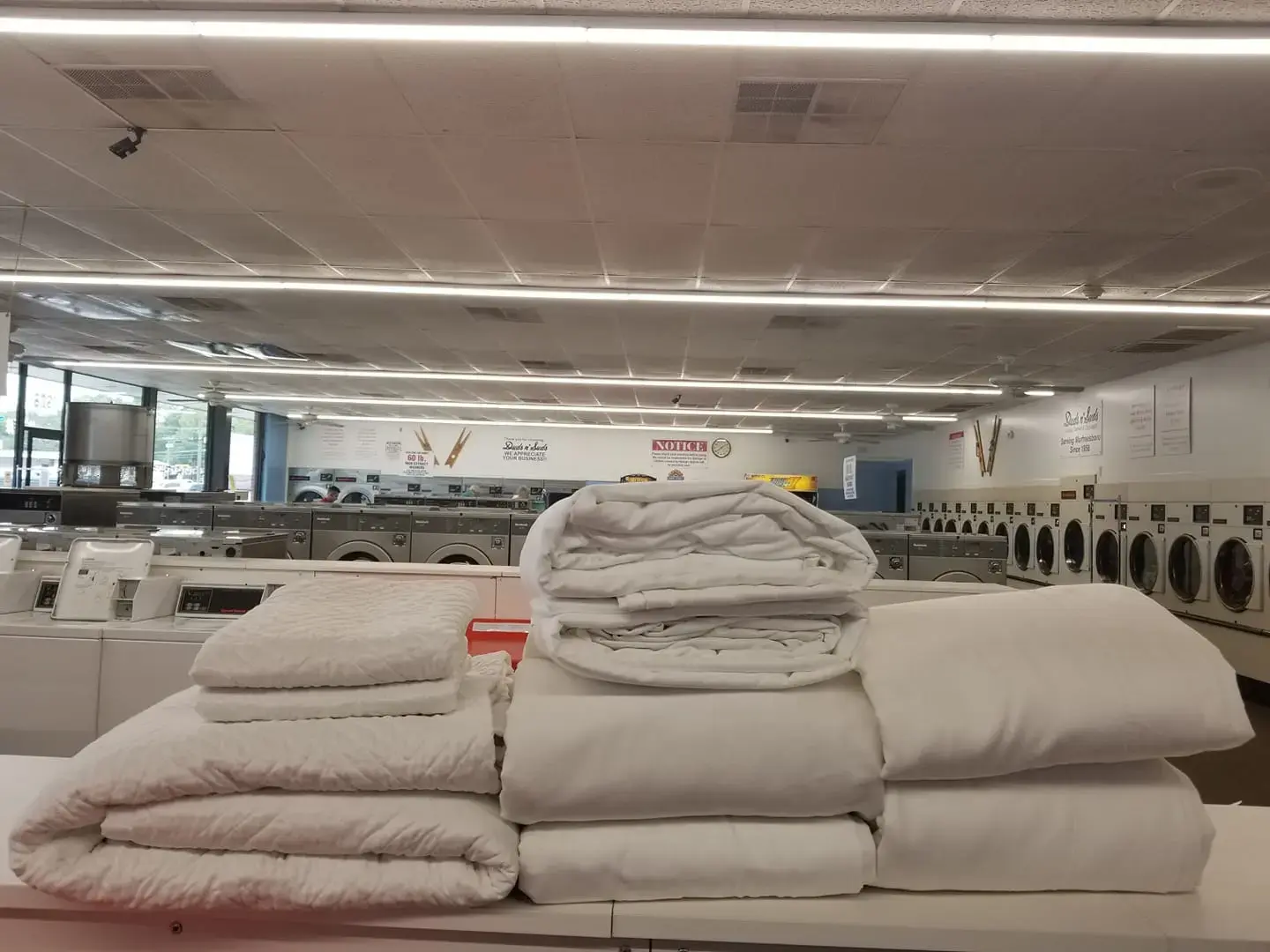 Duds N Suds Laundry thumbnail 7