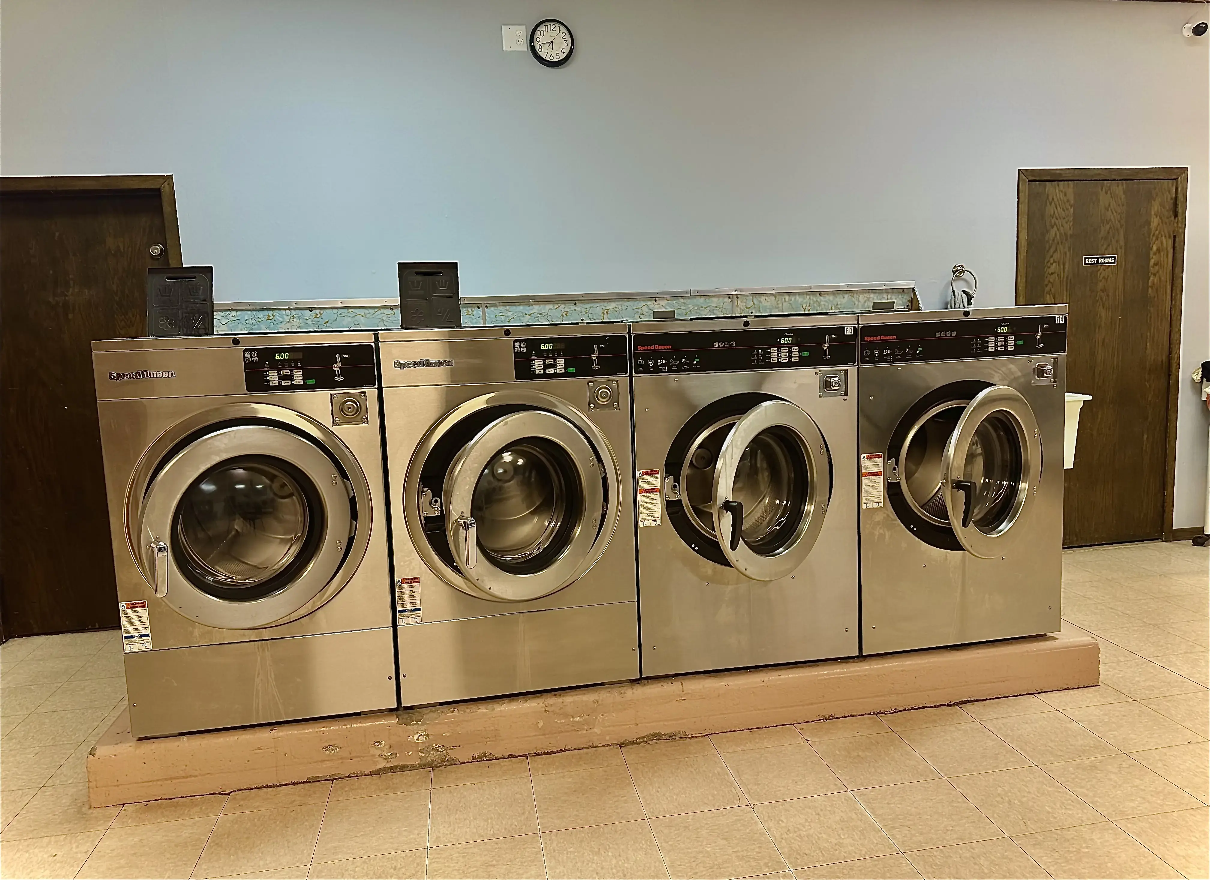 Duds & Suds - Image 7