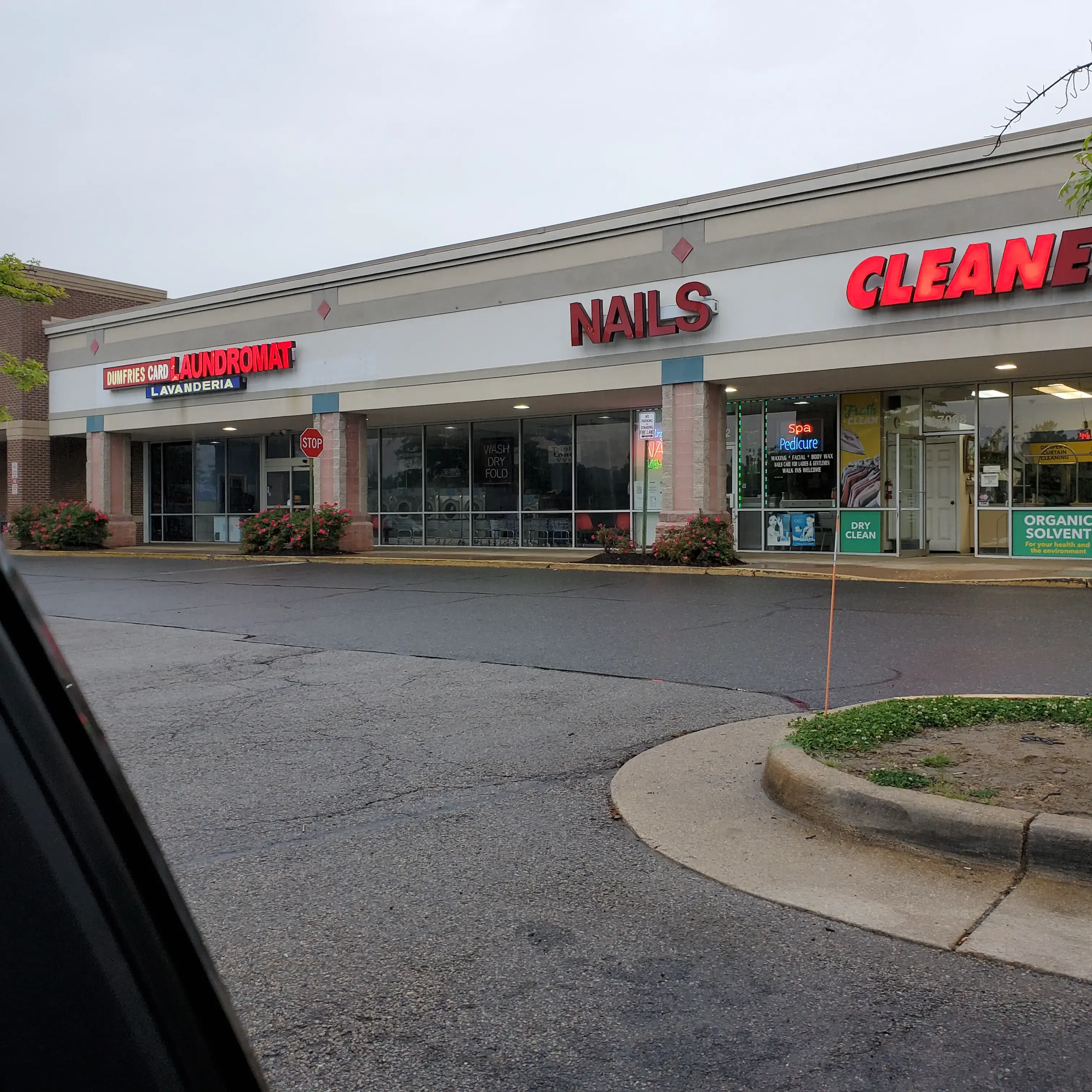 Dumfries Card Laundromat thumbnail 3