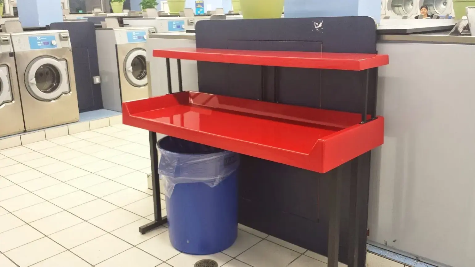 Dumfries Card Laundromat - Image 18