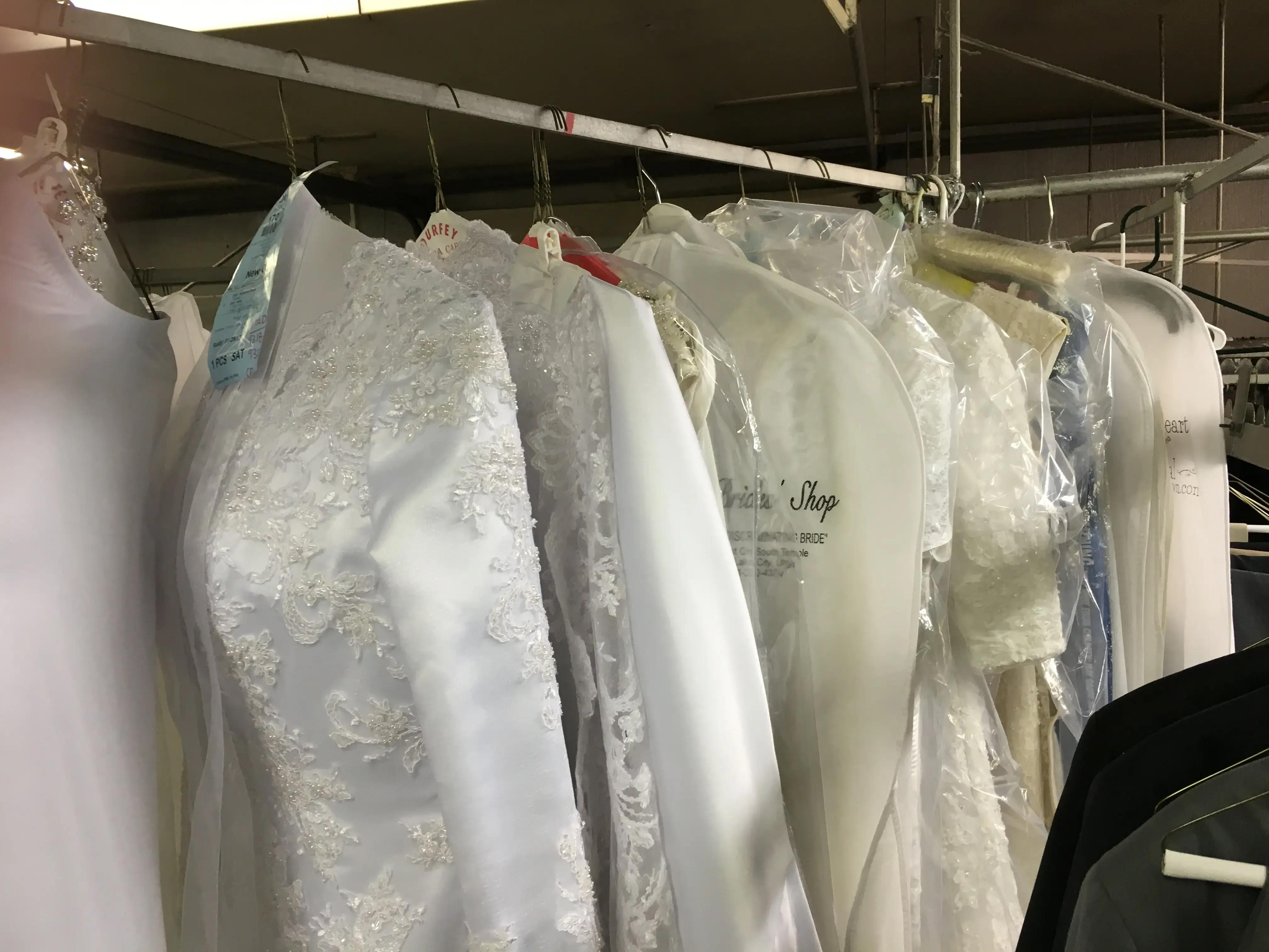 Durfey Extra Care Dry Cleaners - Image 8