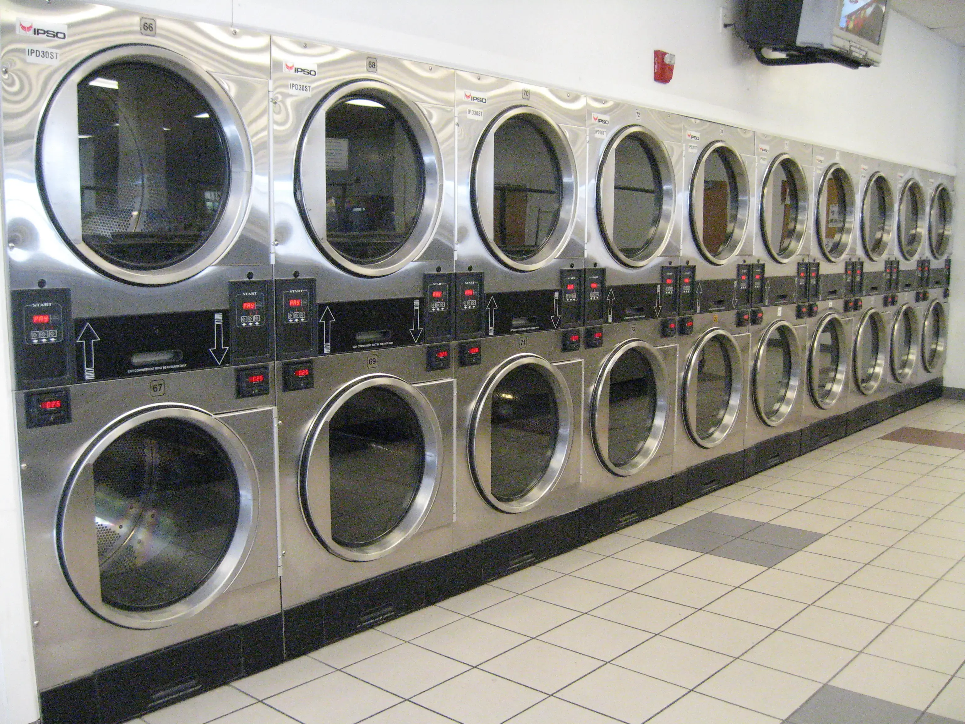 Durham Cleaners & Laundromat location