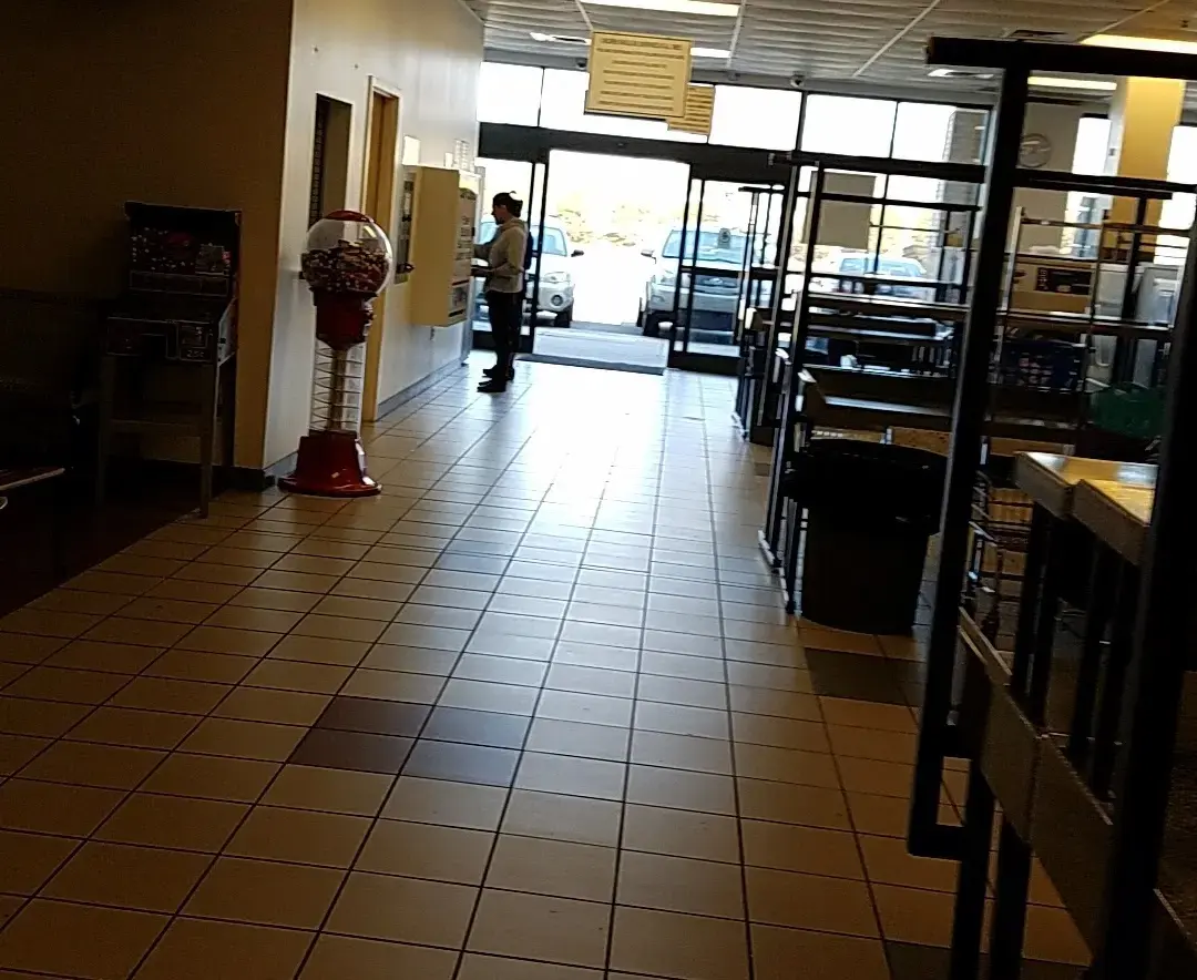 Durham Cleaners & Laundromat thumbnail 11