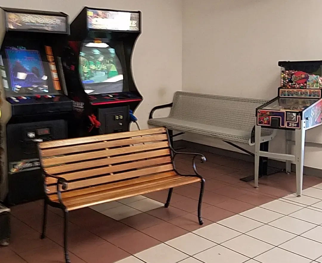 Durham Cleaners & Laundromat thumbnail 8