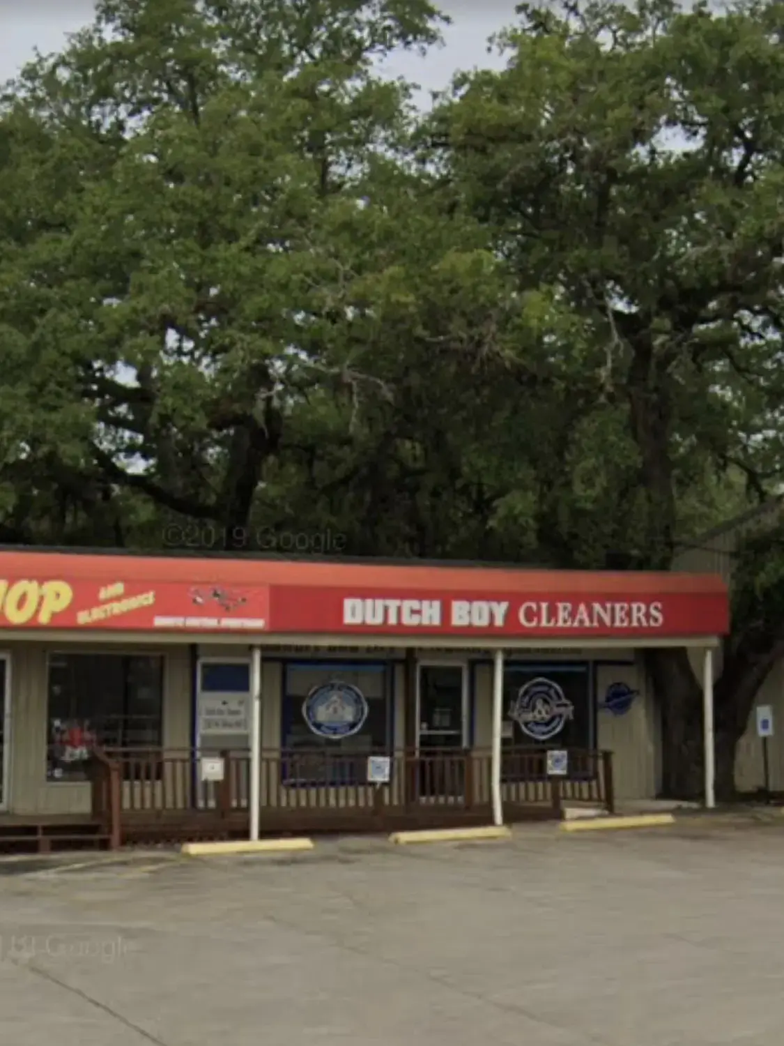 Dutch Boy Cleaners thumbnail 2